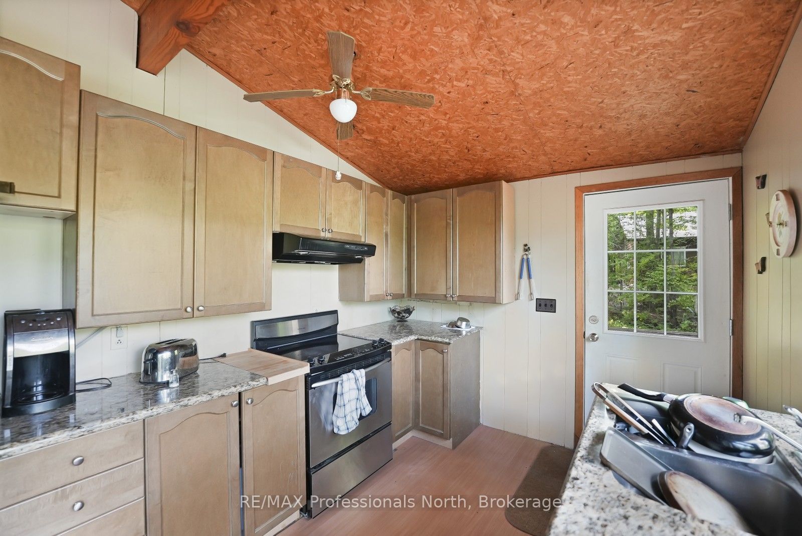 1009 Spencers Trail Property Photo 10