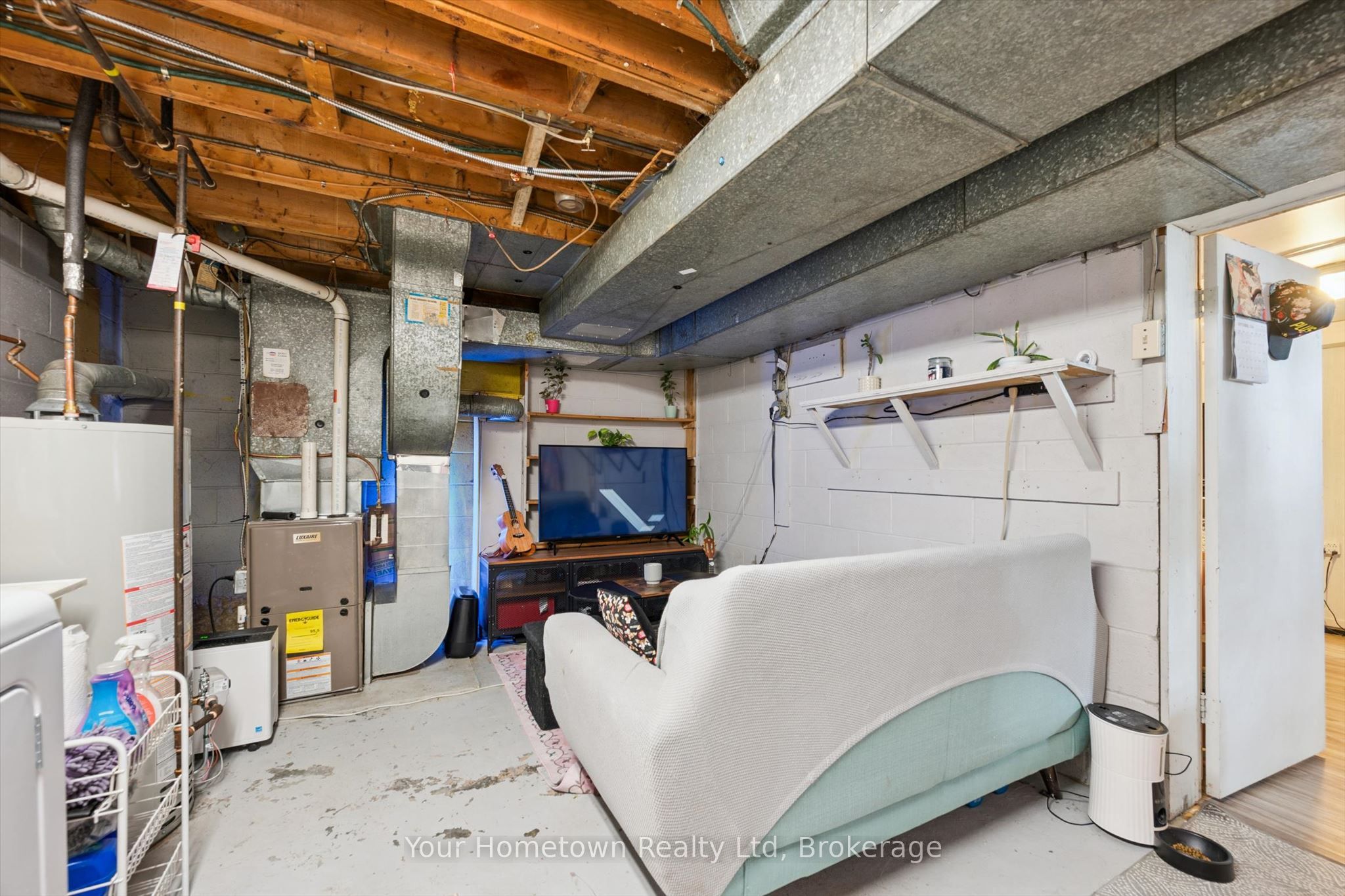 497 St Patrick Street E Property Photo 21
