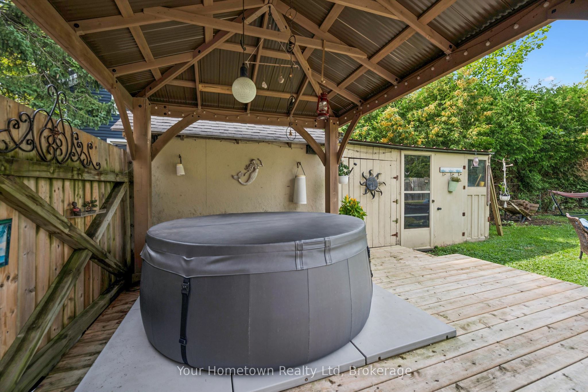 497 St Patrick Street E Property Photo 33
