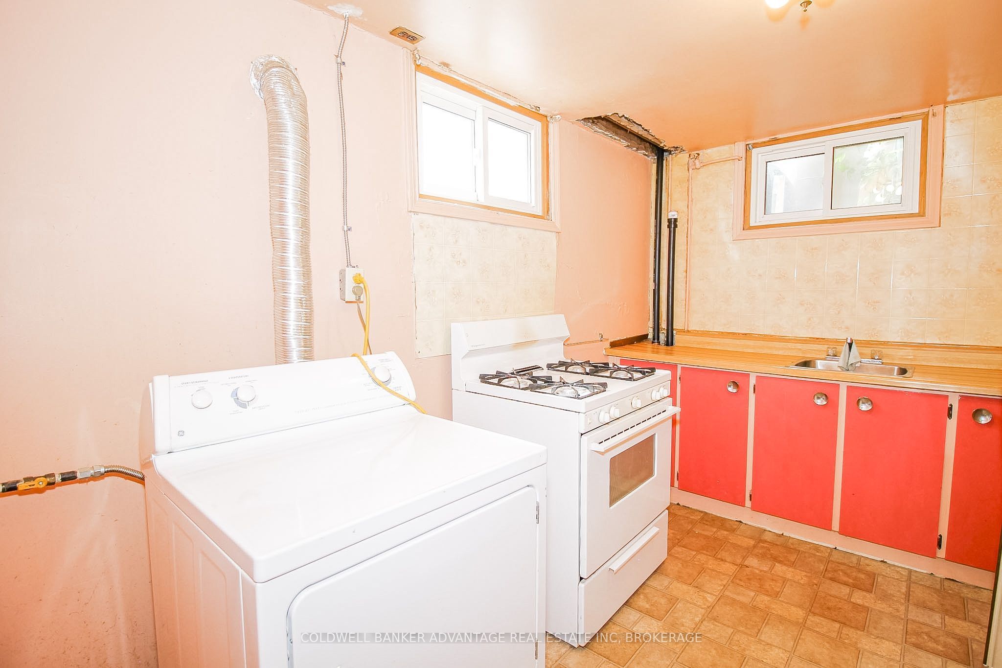 28 Marshall Avenue Property Photo 22