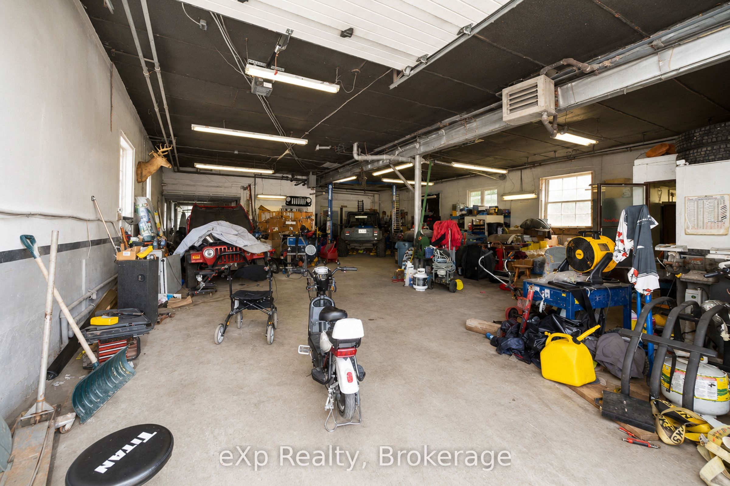 827 3rd Avenue E Property Photo 6