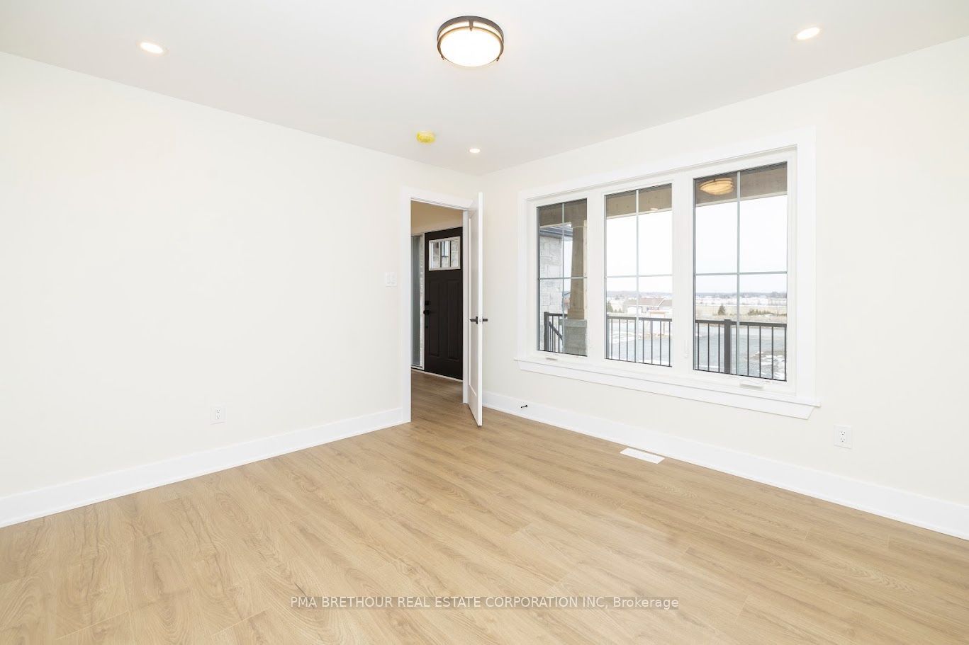 240 Trudeau Crescent Property Photo 3