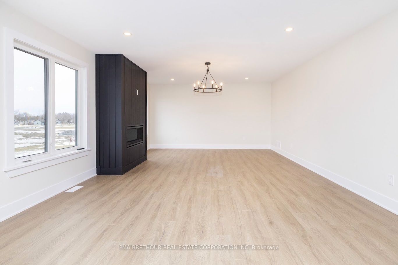 240 Trudeau Crescent Property Photo 6
