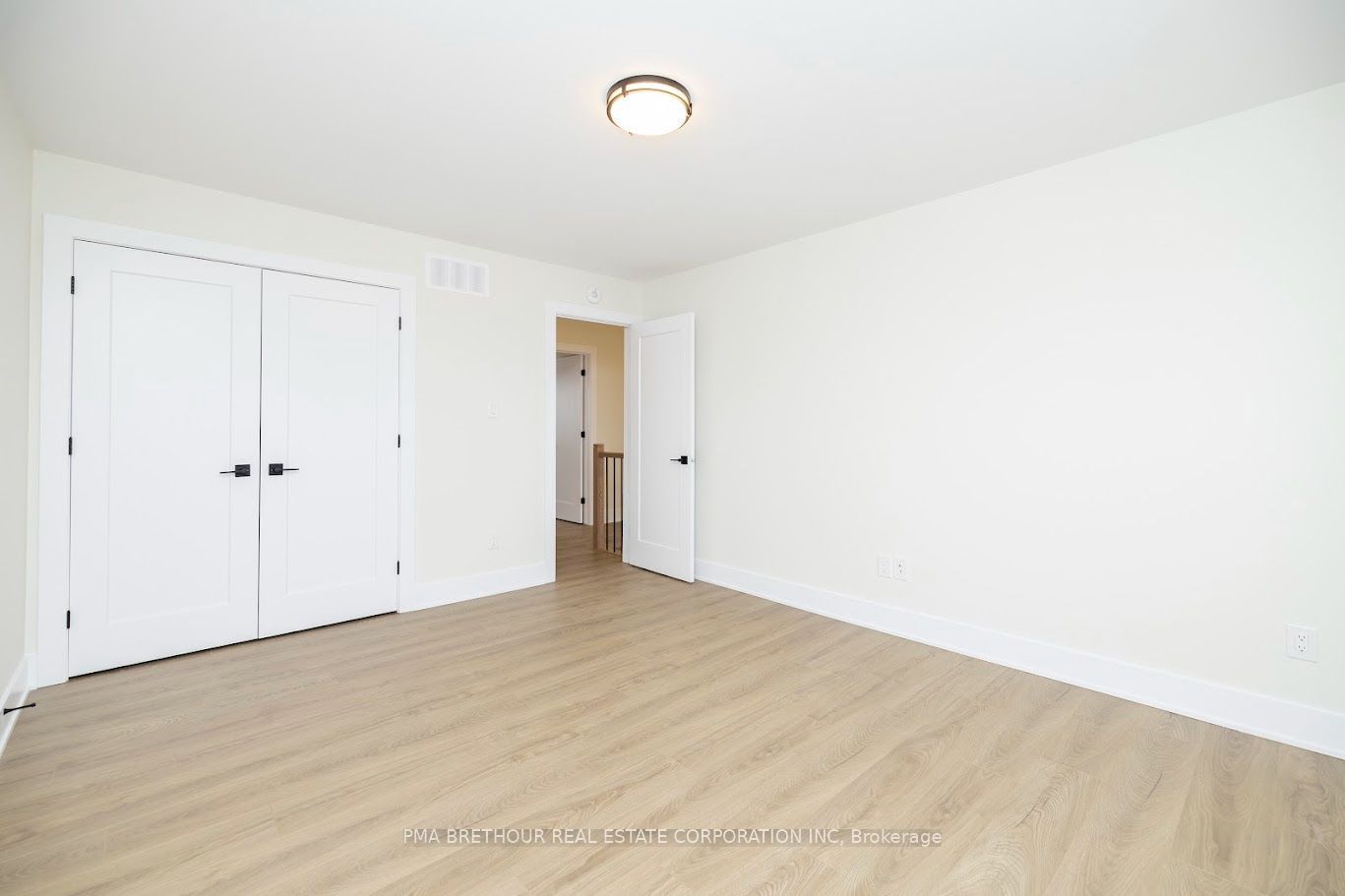 240 Trudeau Crescent Property Photo 17