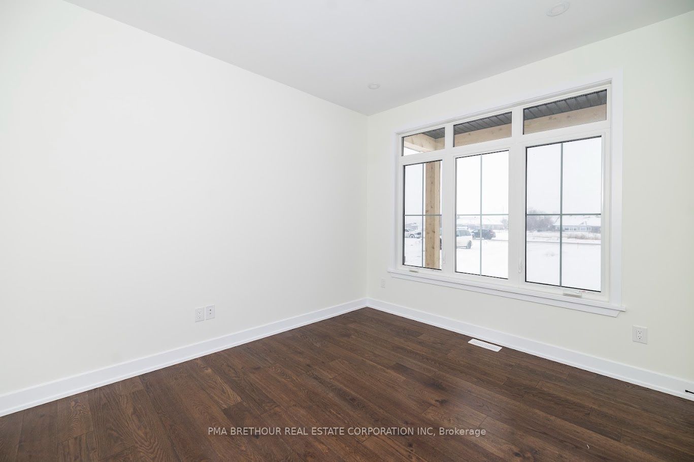 220 Trudeau Crescent Property Photo 8