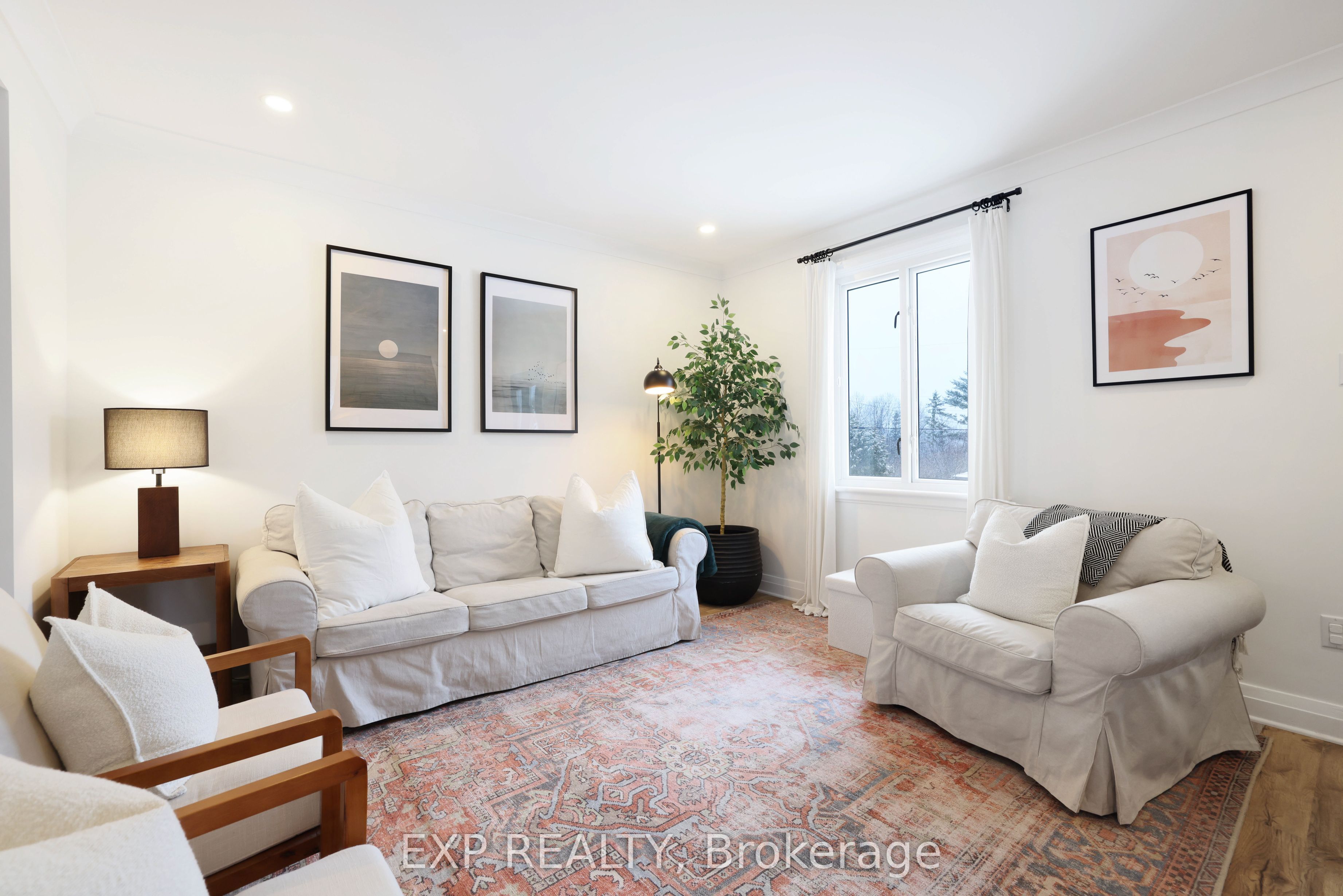 150 Stevenson Crescent Property Photo 7