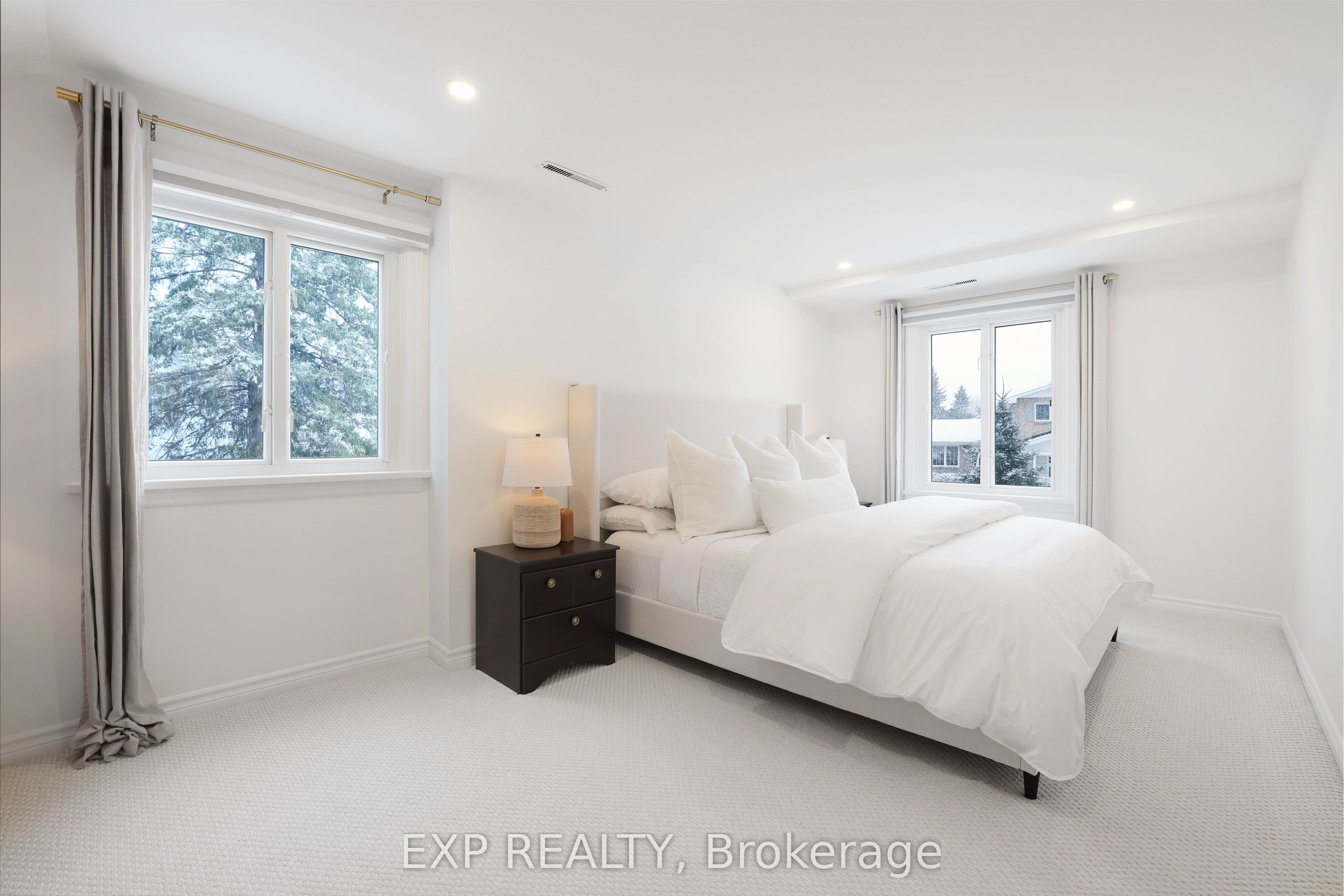150 Stevenson Crescent Property Photo 26