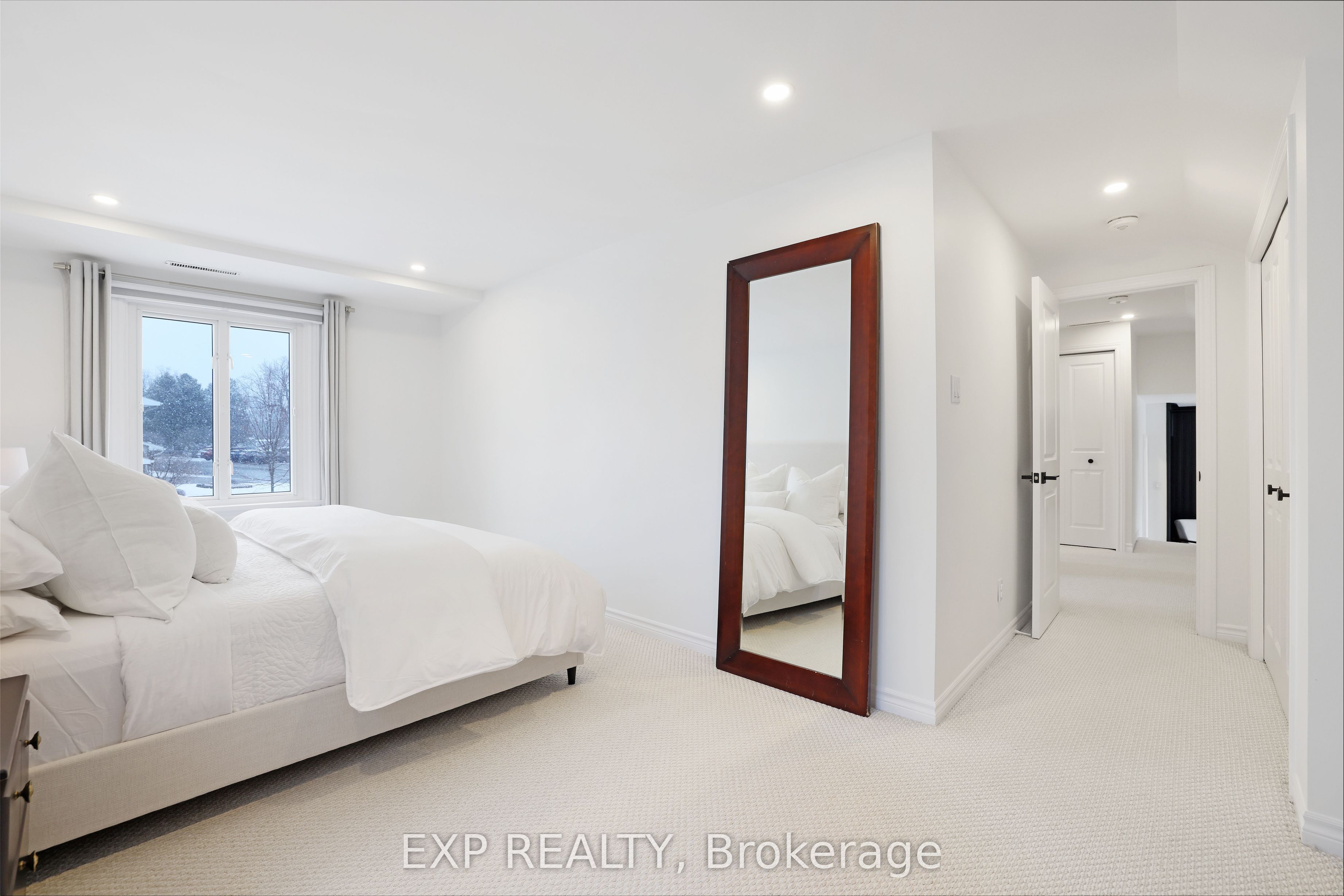 150 Stevenson Crescent Property Photo 27
