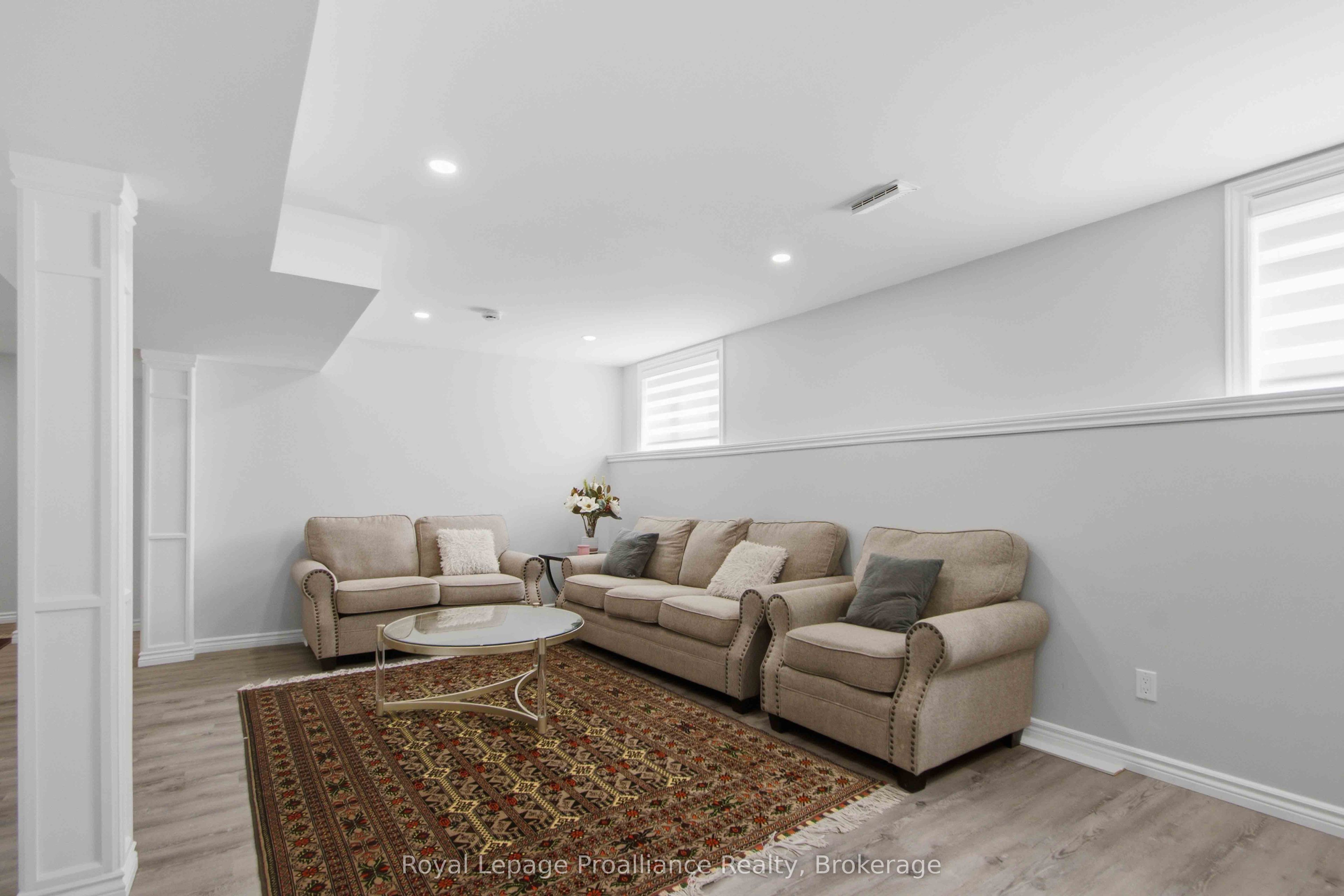 172 Nicholas Street Property Photo 19