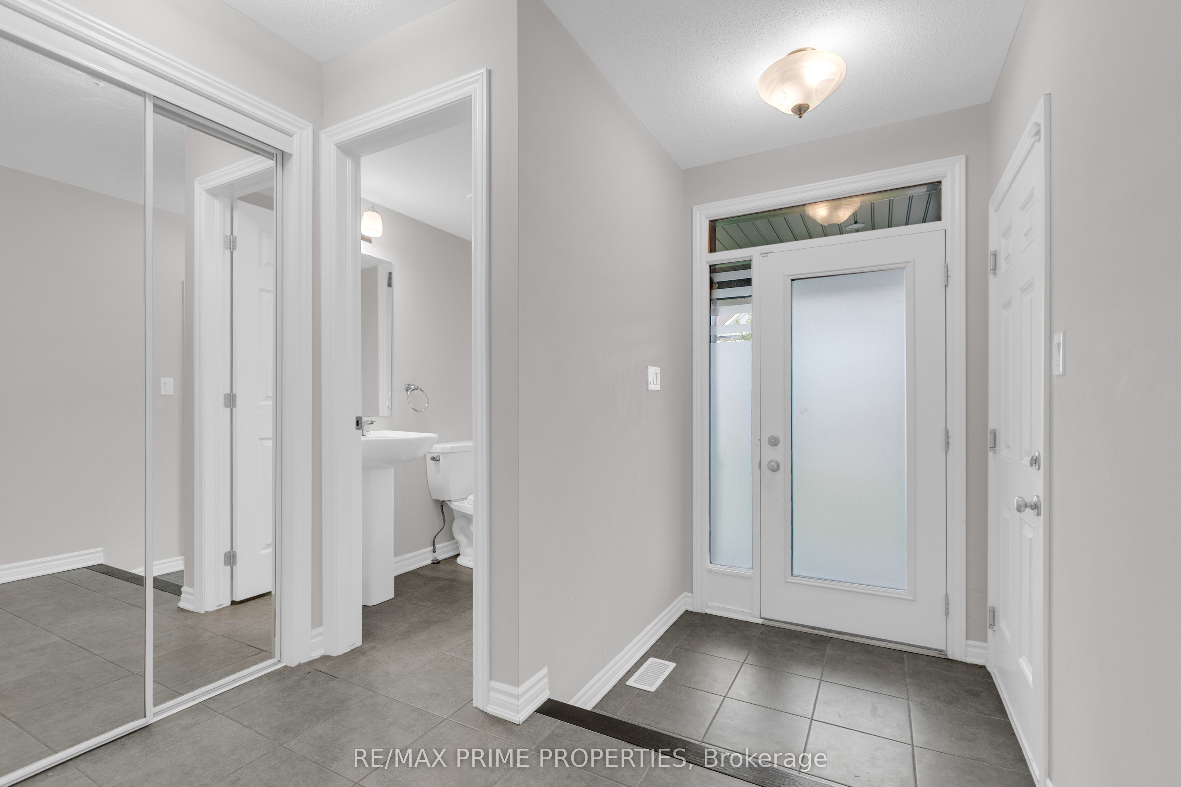 136 Lanceleaf Way Property Photo 4