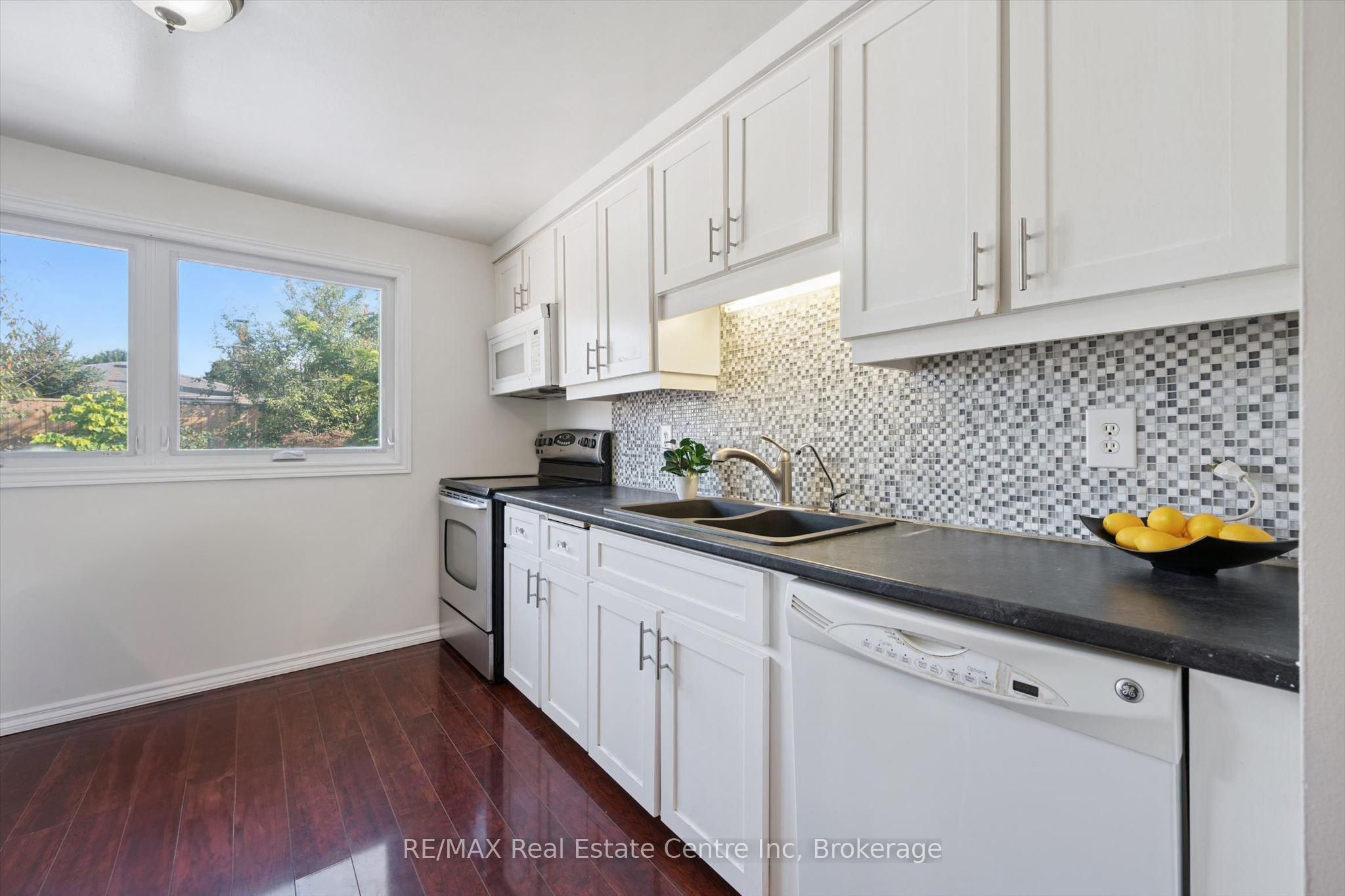 12 Mccartney Road Property Photo 3