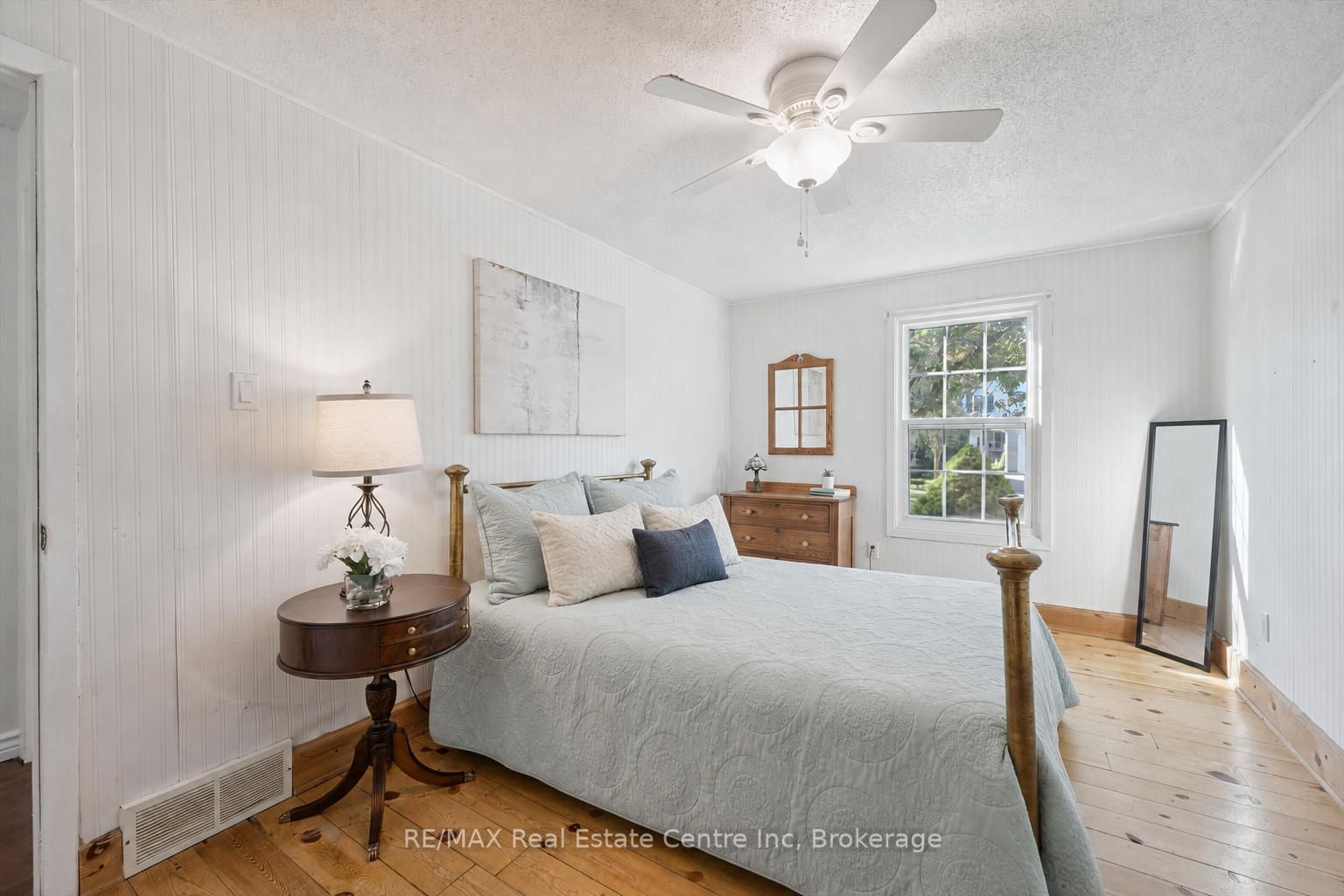 12 Mccartney Road Property Photo 8
