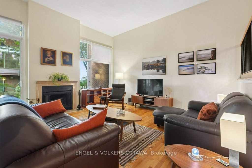 535 Hilson Avenue 4 Property Photo 8