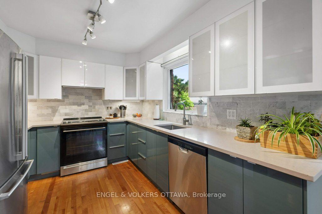 535 Hilson Avenue 4 Property Photo 17