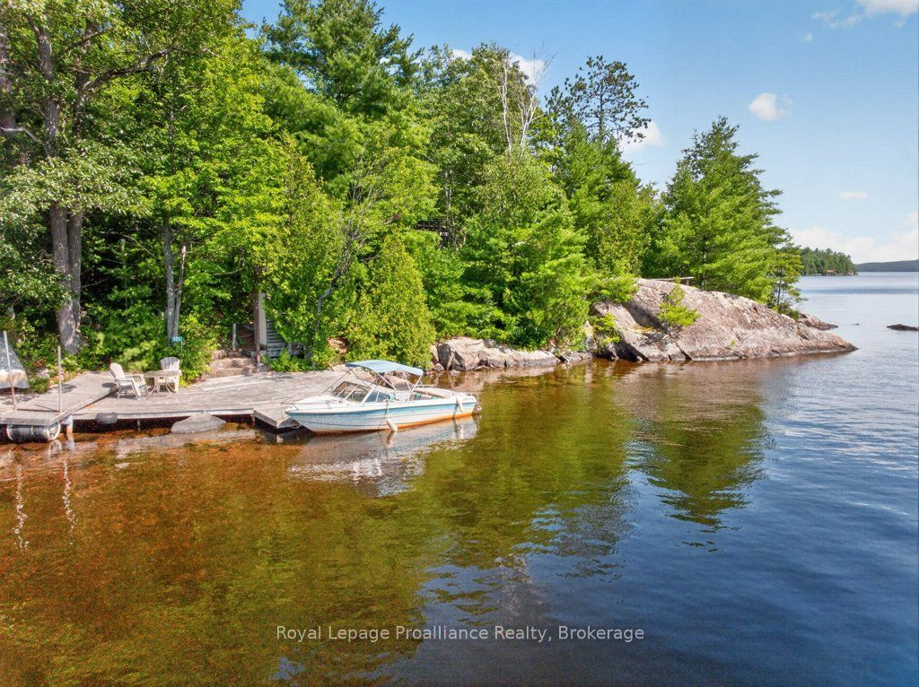 125 Mazinaw Lake Boat Access Property Photo 3