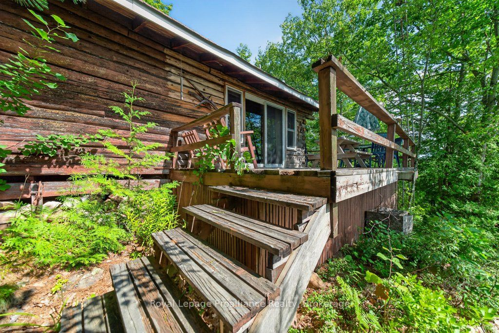 125 Mazinaw Lake Boat Access Property Photo 6
