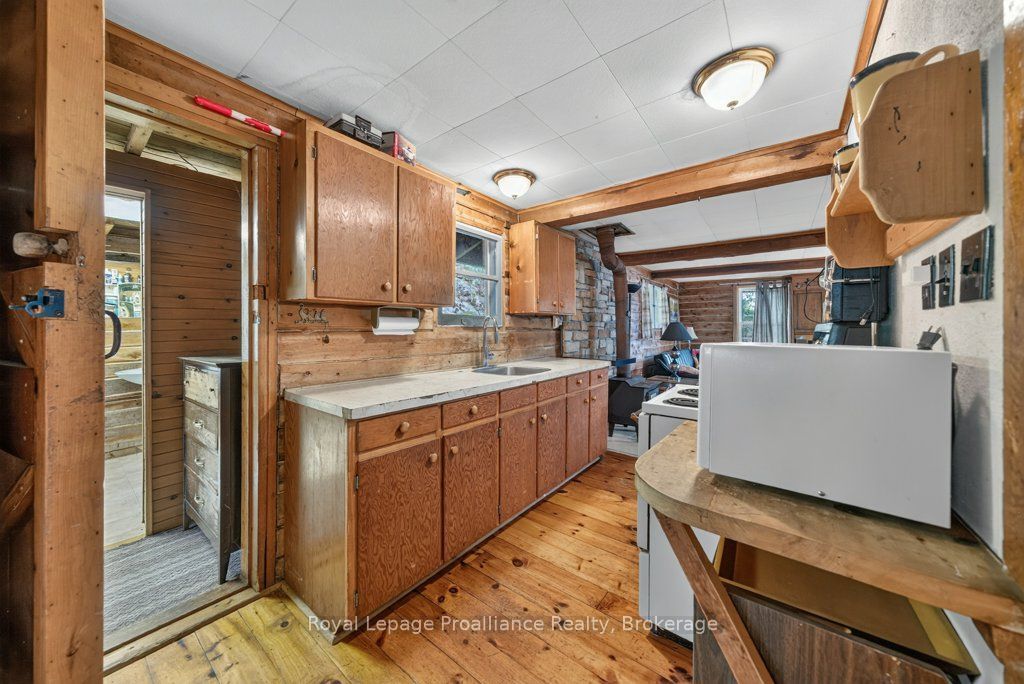125 Mazinaw Lake Boat Access Property Photo 12
