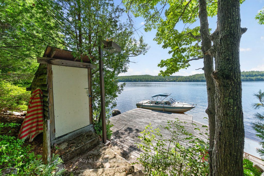 125 Mazinaw Lake Boat Access Property Photo 37