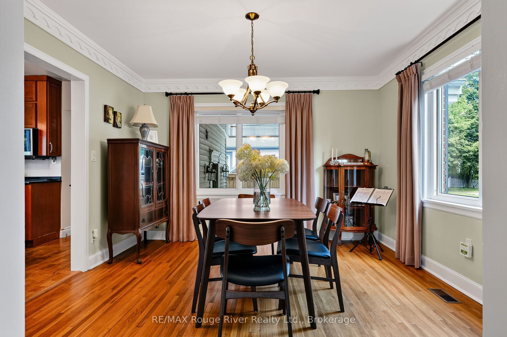 208 Albert Street Property Photo 13