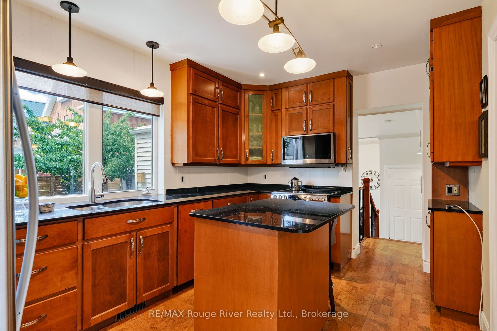 208 Albert Street Property Photo 17