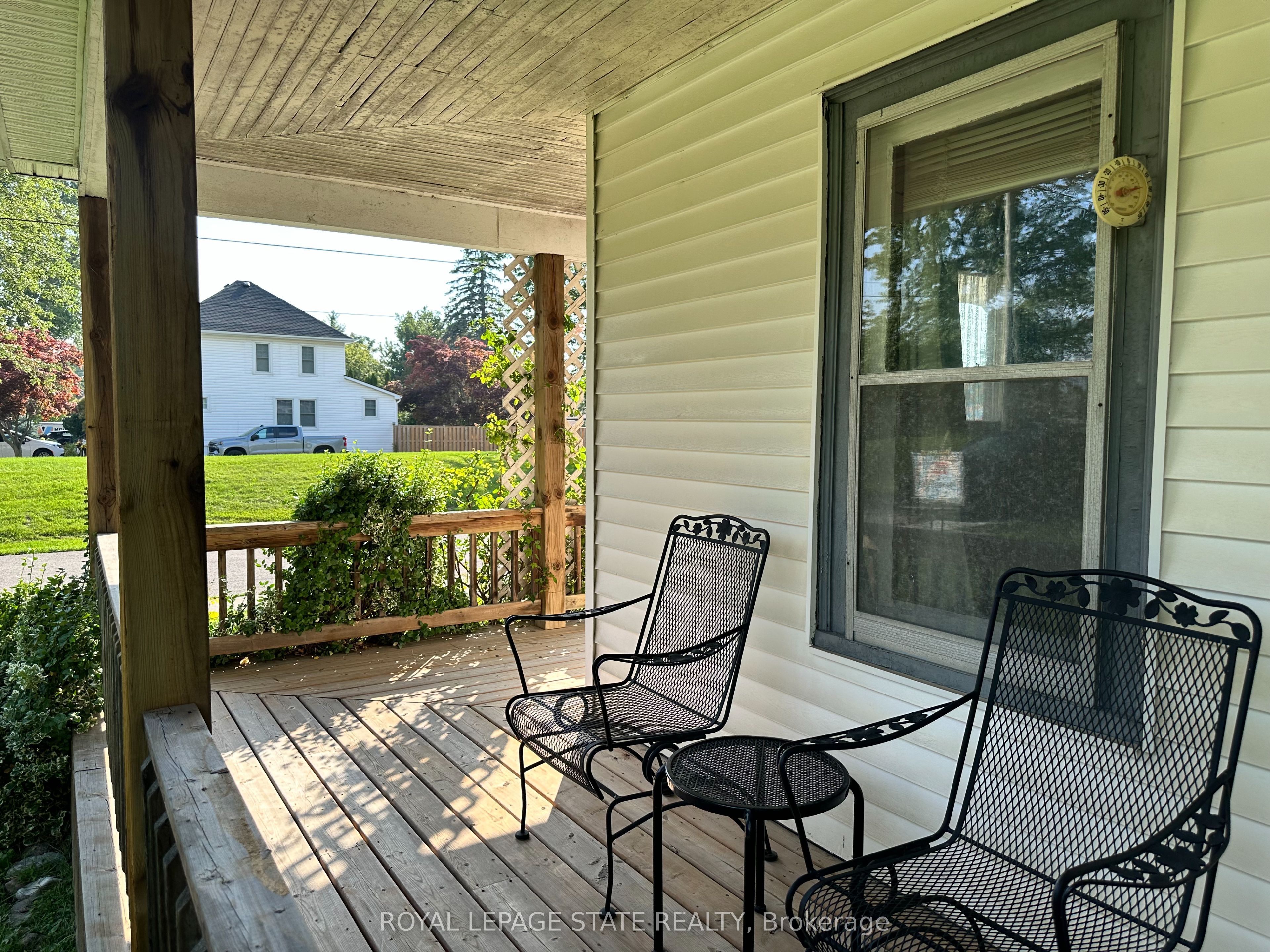 305 North Cayuga Street W Property Photo 9