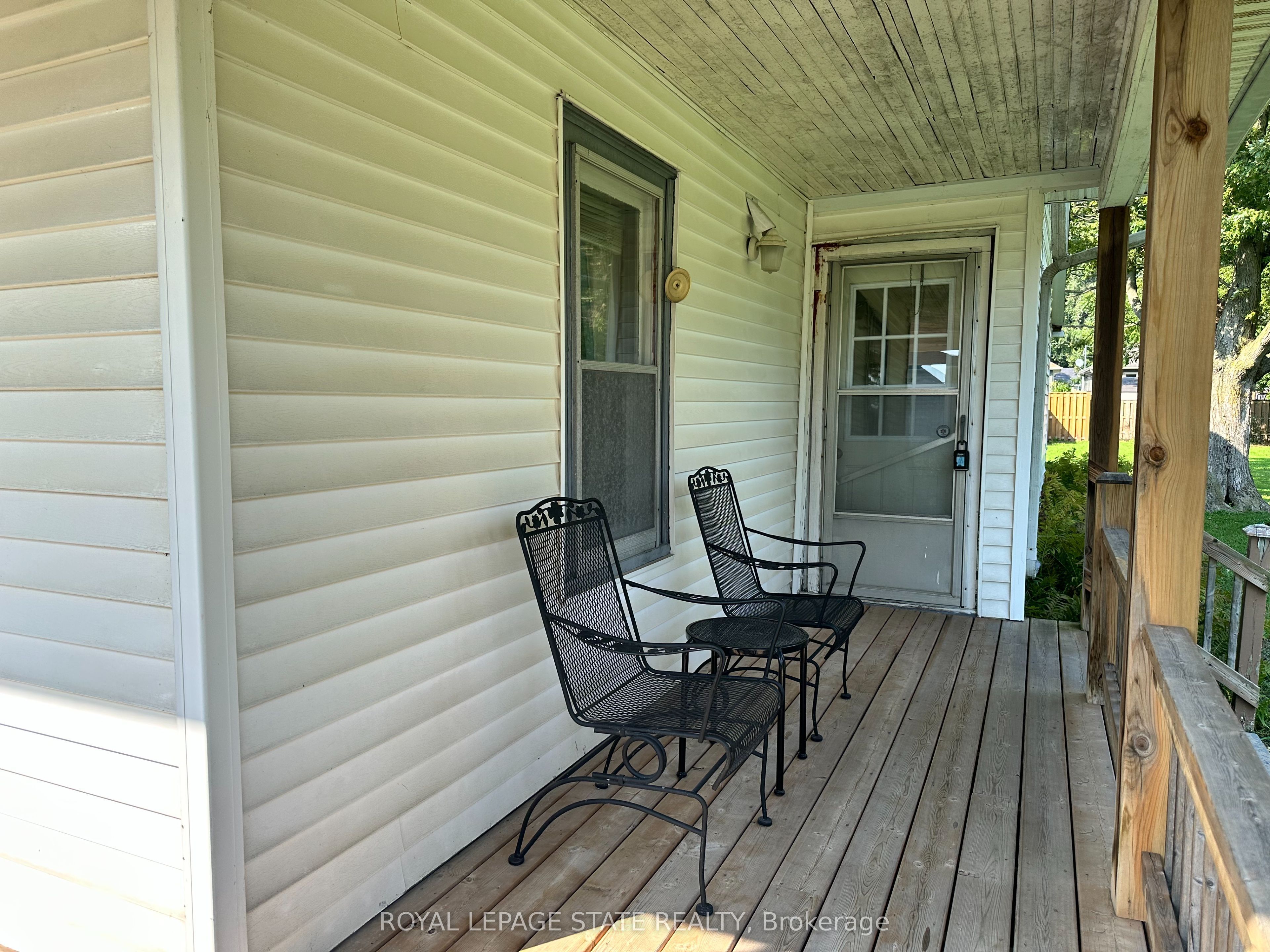 305 North Cayuga Street W Property Photo 10