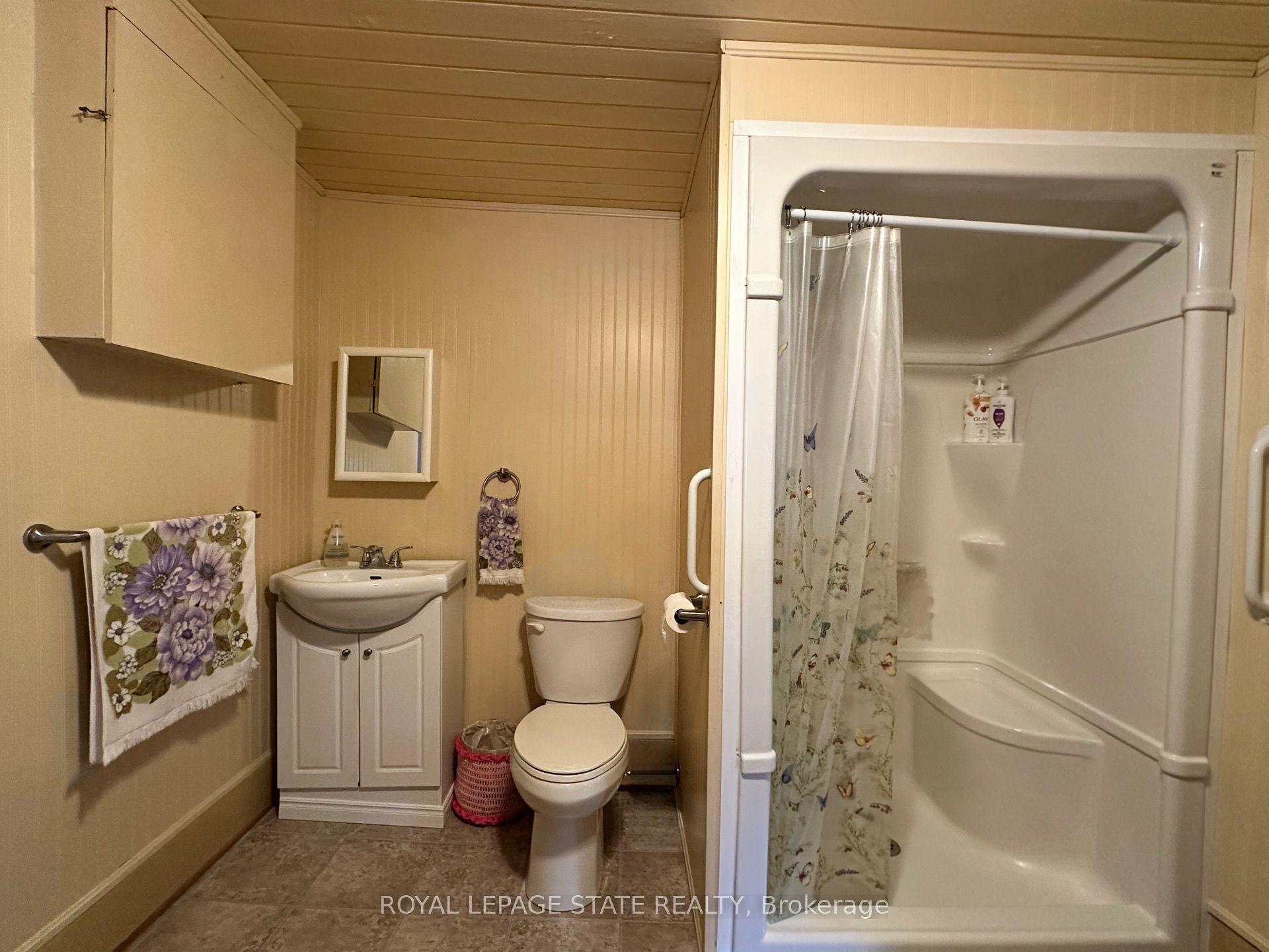 305 North Cayuga Street W Property Photo 17
