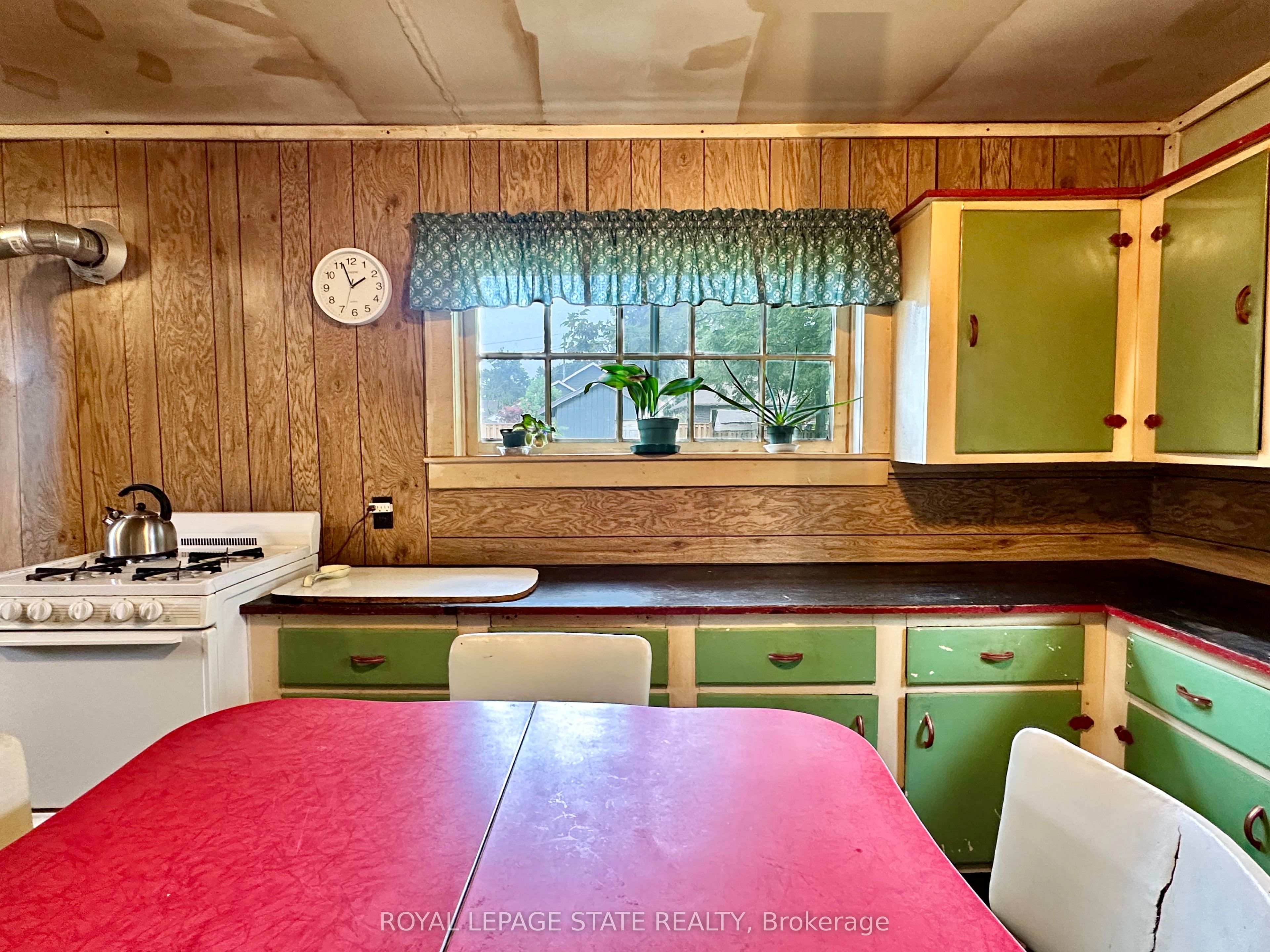 305 North Cayuga Street W Property Photo 21