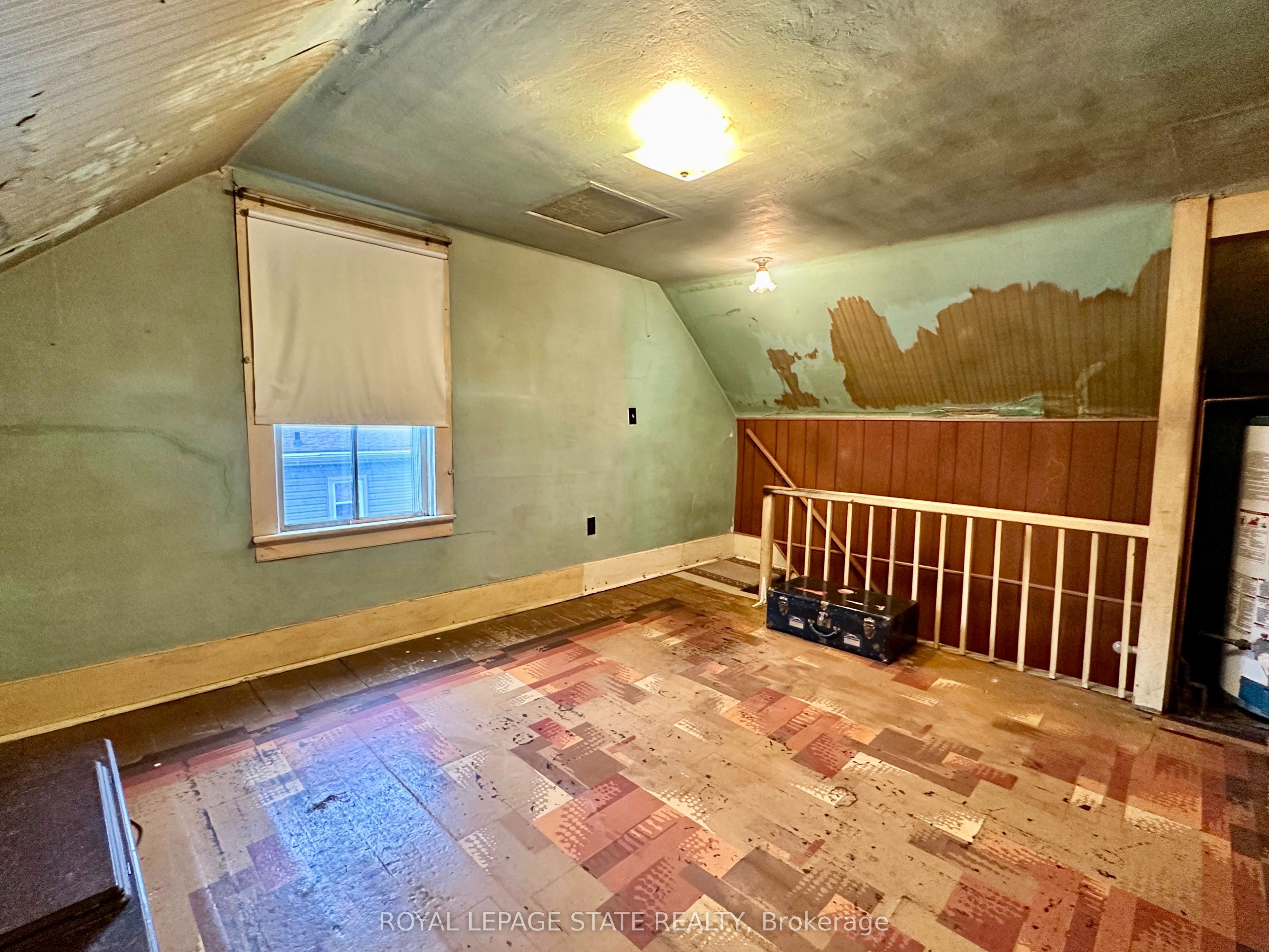305 North Cayuga Street W Property Photo 26