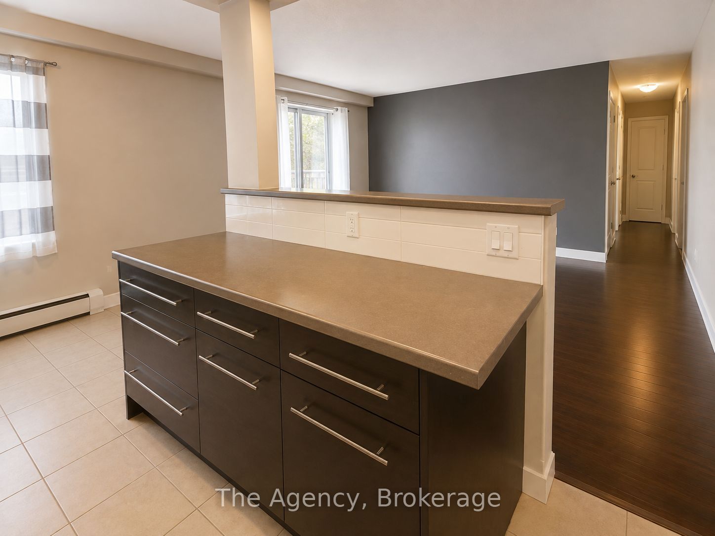 99 Church Street 604 Property Photo 4