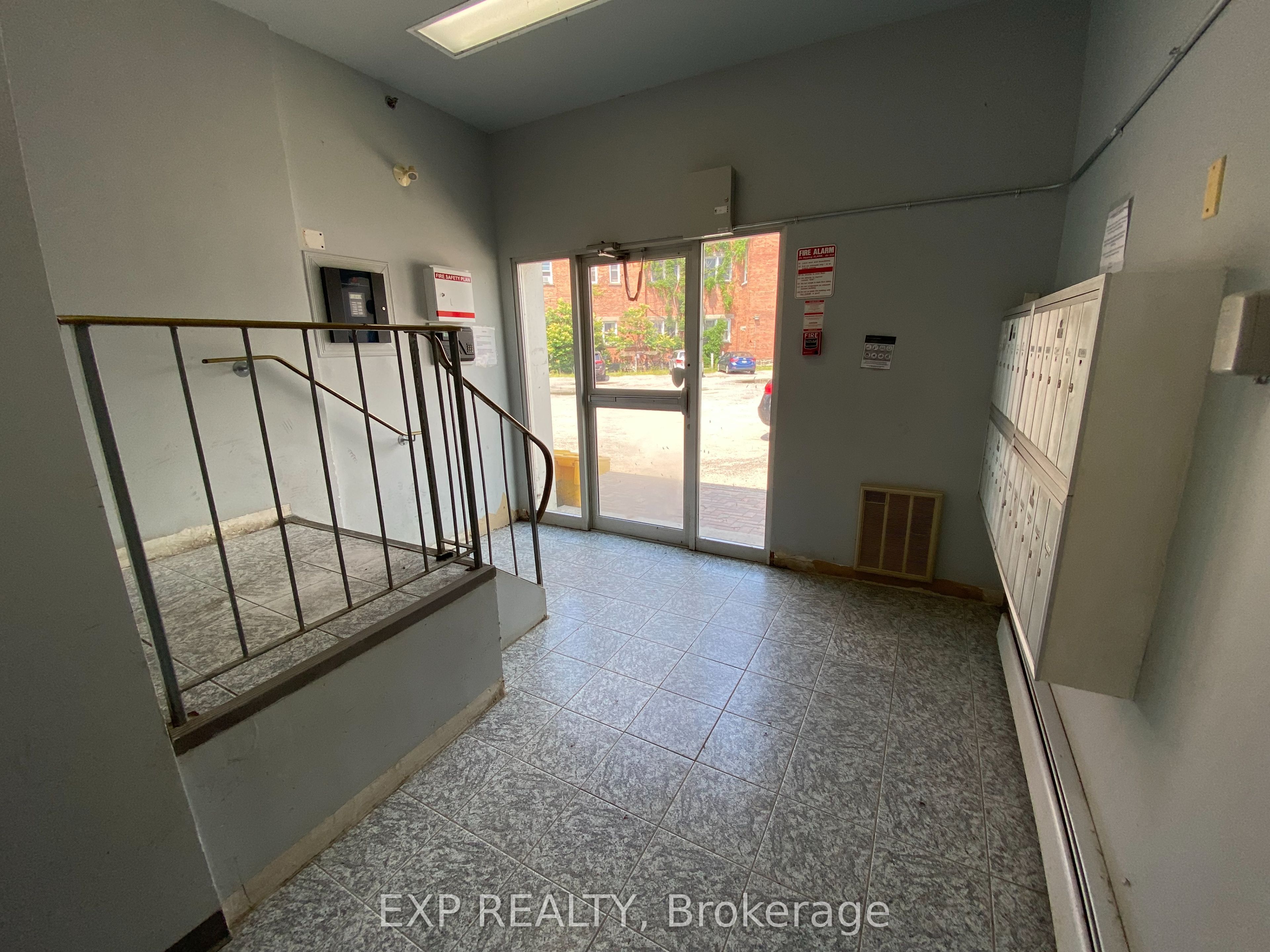 221 Algonquin Avenue Property Photo 5