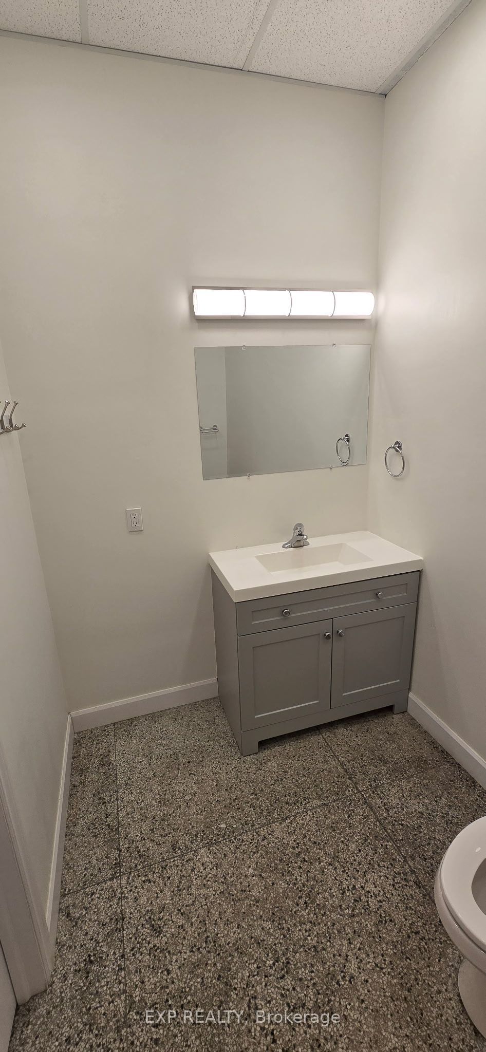221 Algonquin Avenue Property Photo 11