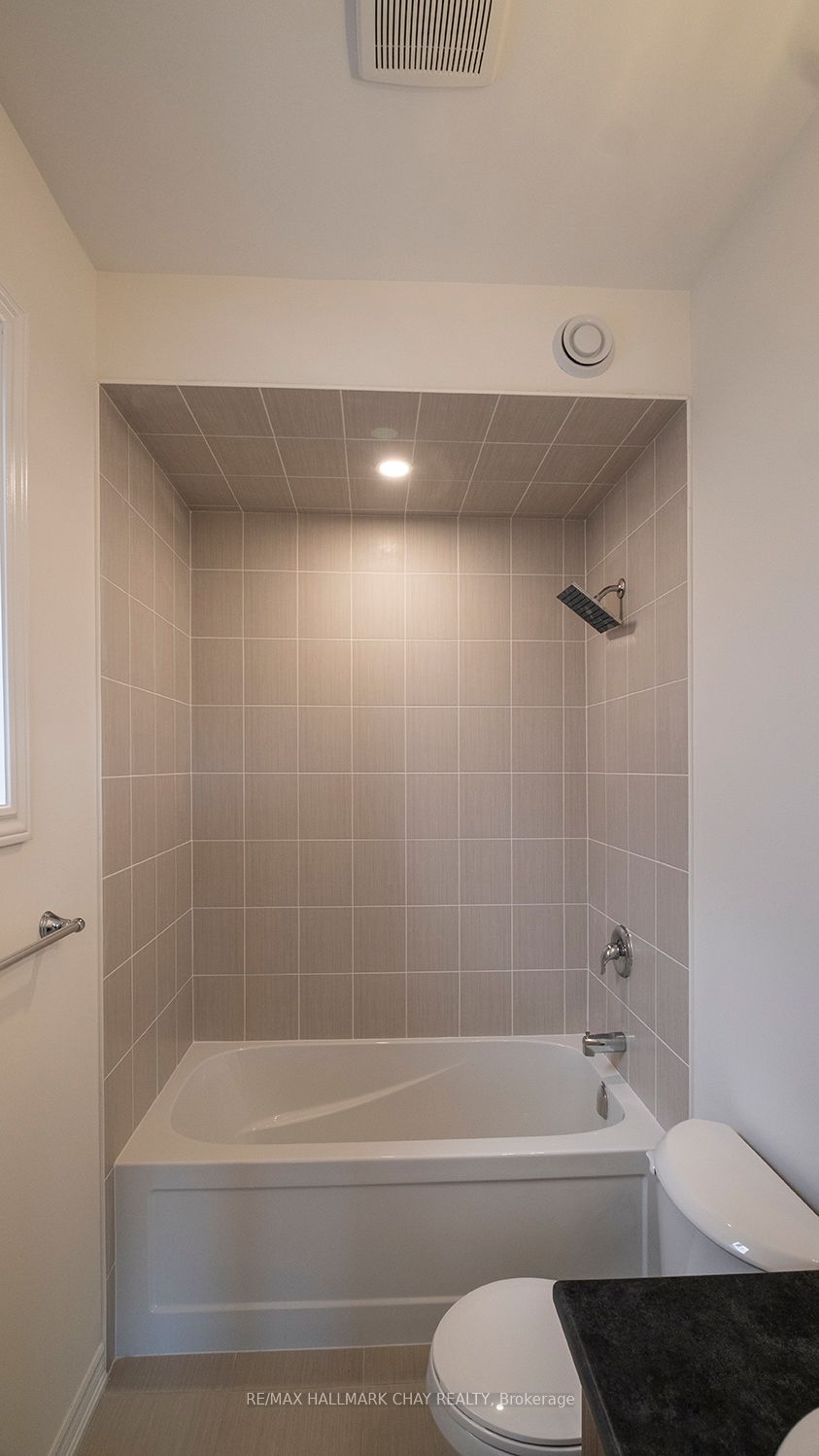 64 Hillcroft Way Property Photo 14