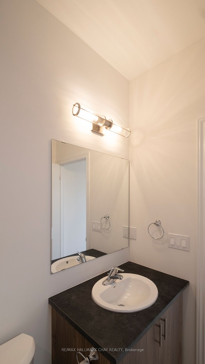 64 Hillcroft Way Property Photo 16
