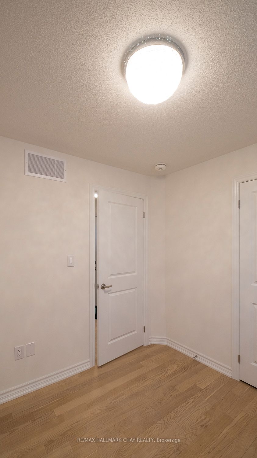 64 Hillcroft Way Property Photo 18