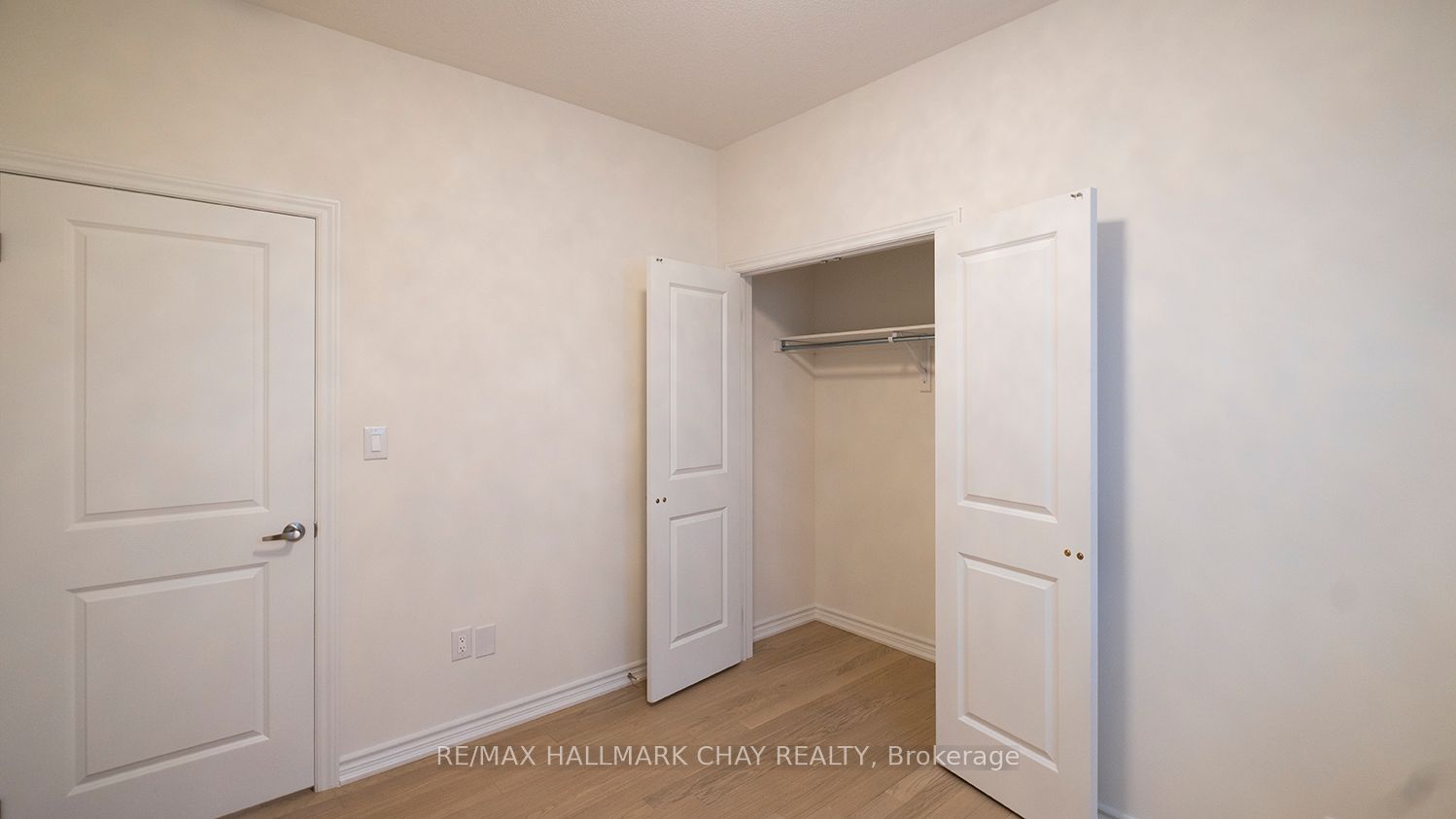 64 Hillcroft Way Property Photo 24