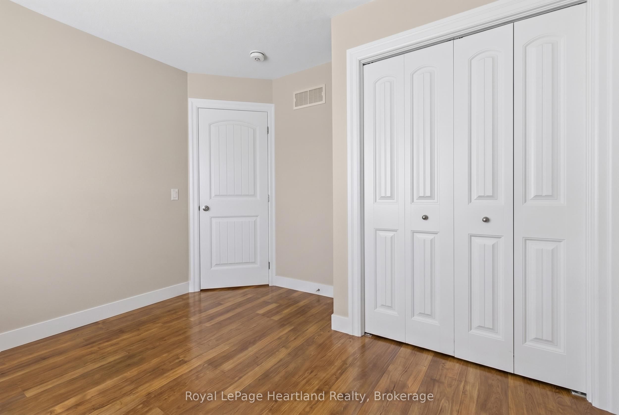 12 Windward Way N Property Photo 14