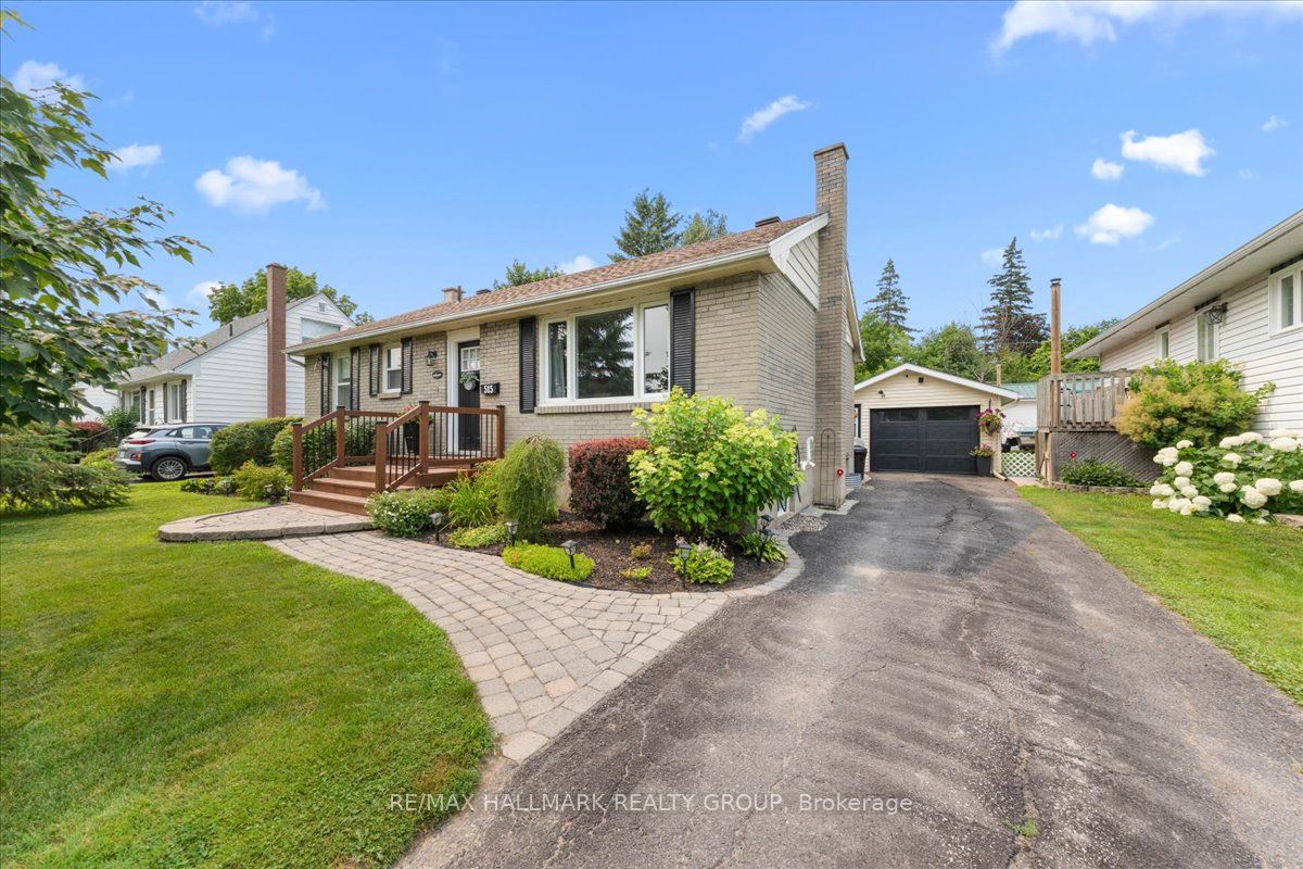 515 Clothier Street E Property Photo 1