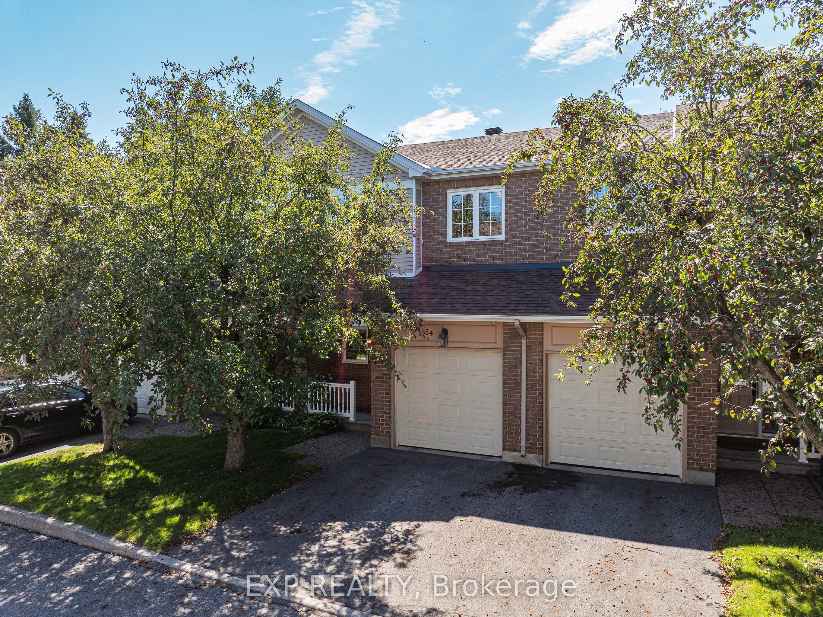 34 Stonebriar Drive Property Photo 1