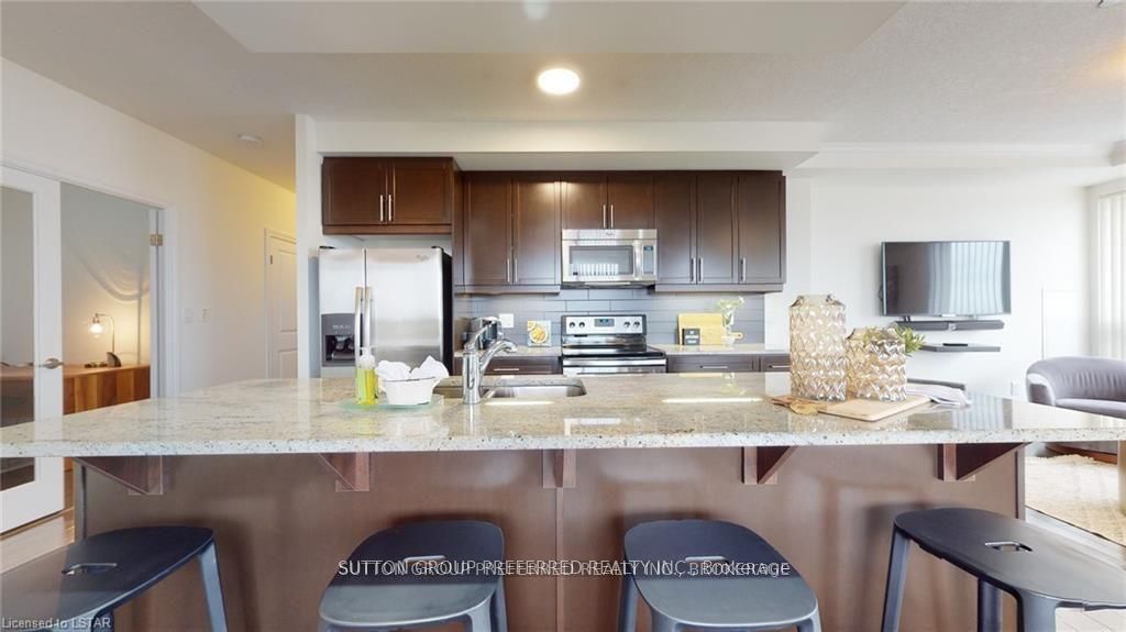 330 Ridout Street N 2304 Property Photo 9