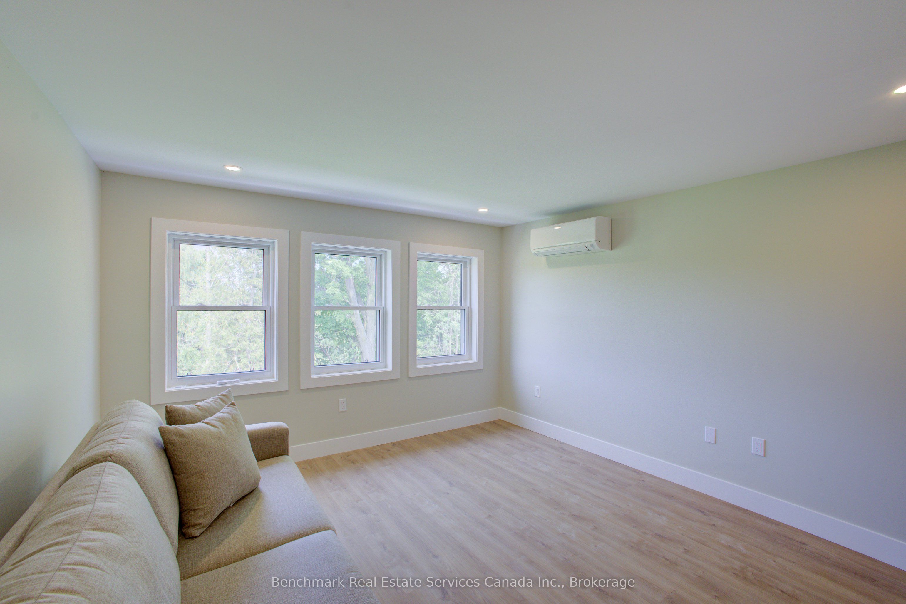 1182 Queen Street 41 Property Photo 33