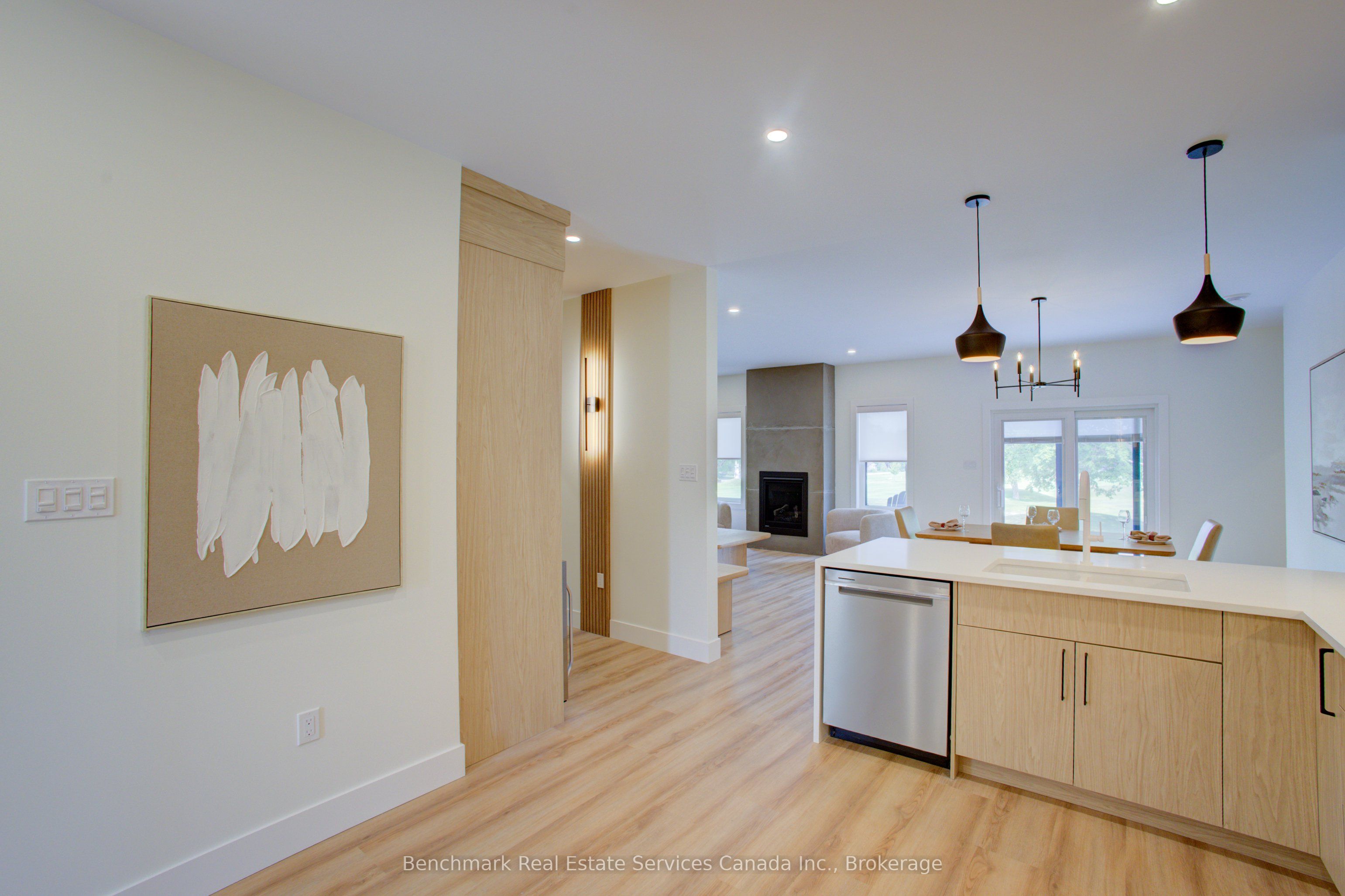 1182 Queen Street 47 Property Photo 6
