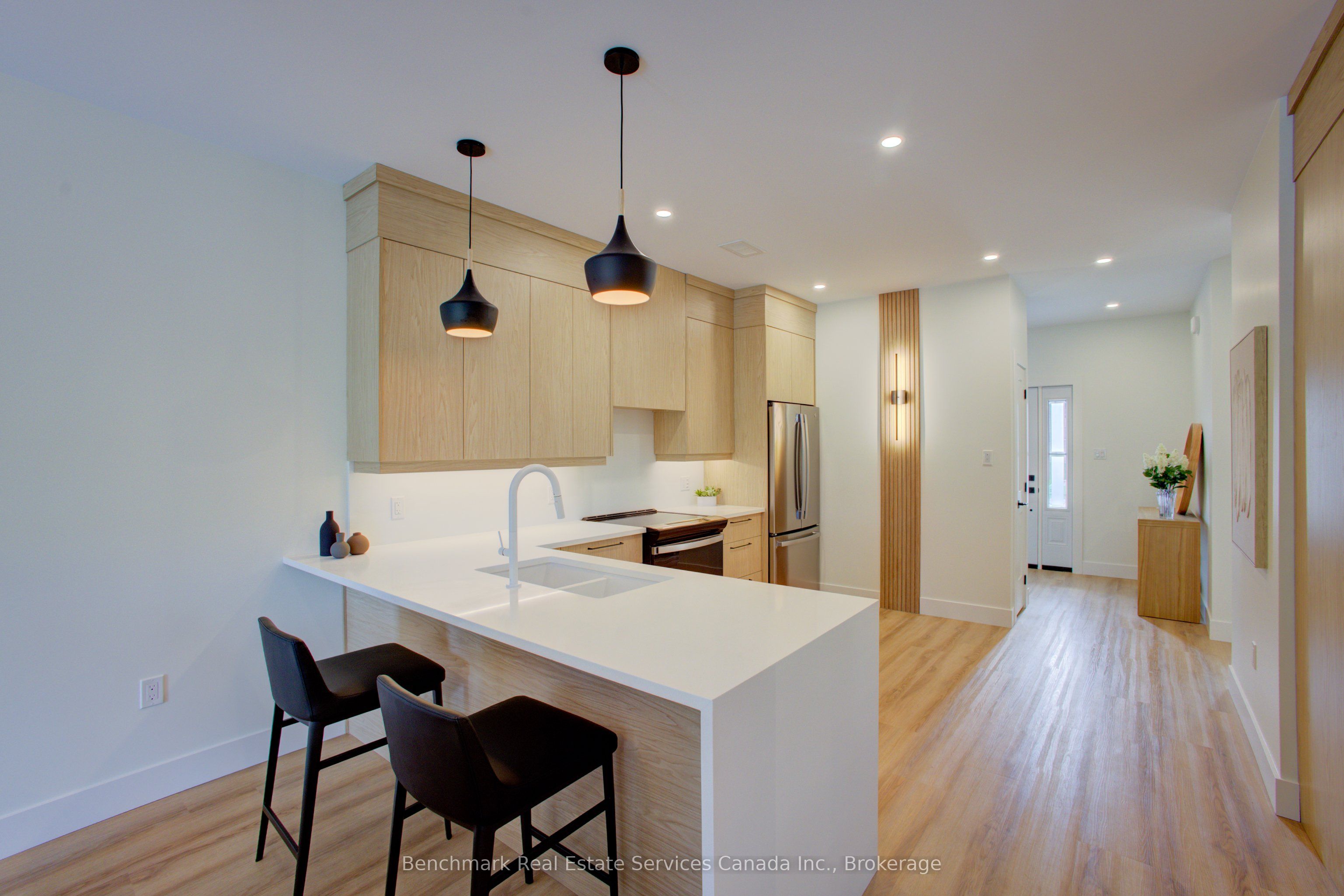 1182 Queen Street 47 Property Photo 7