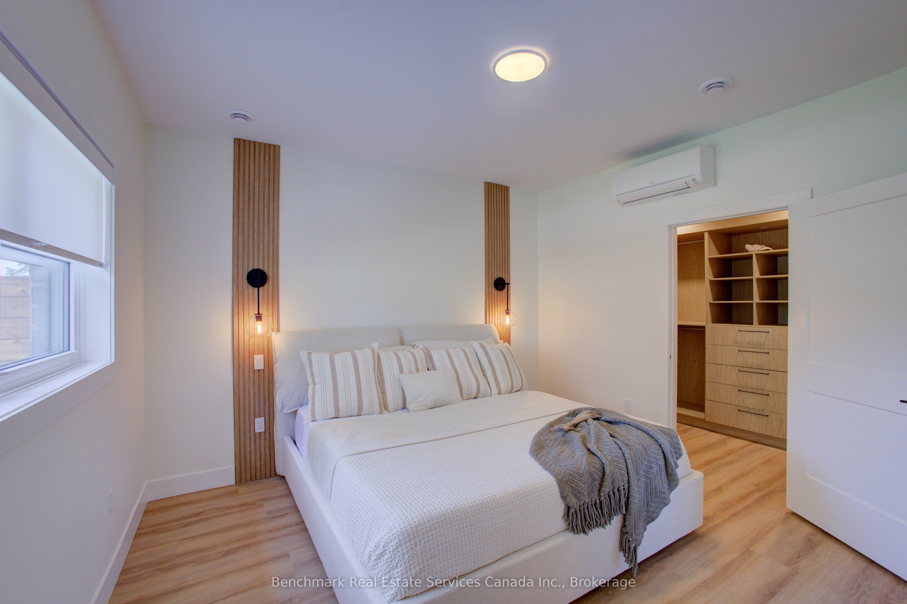 1182 Queen Street 47 Property Photo 14