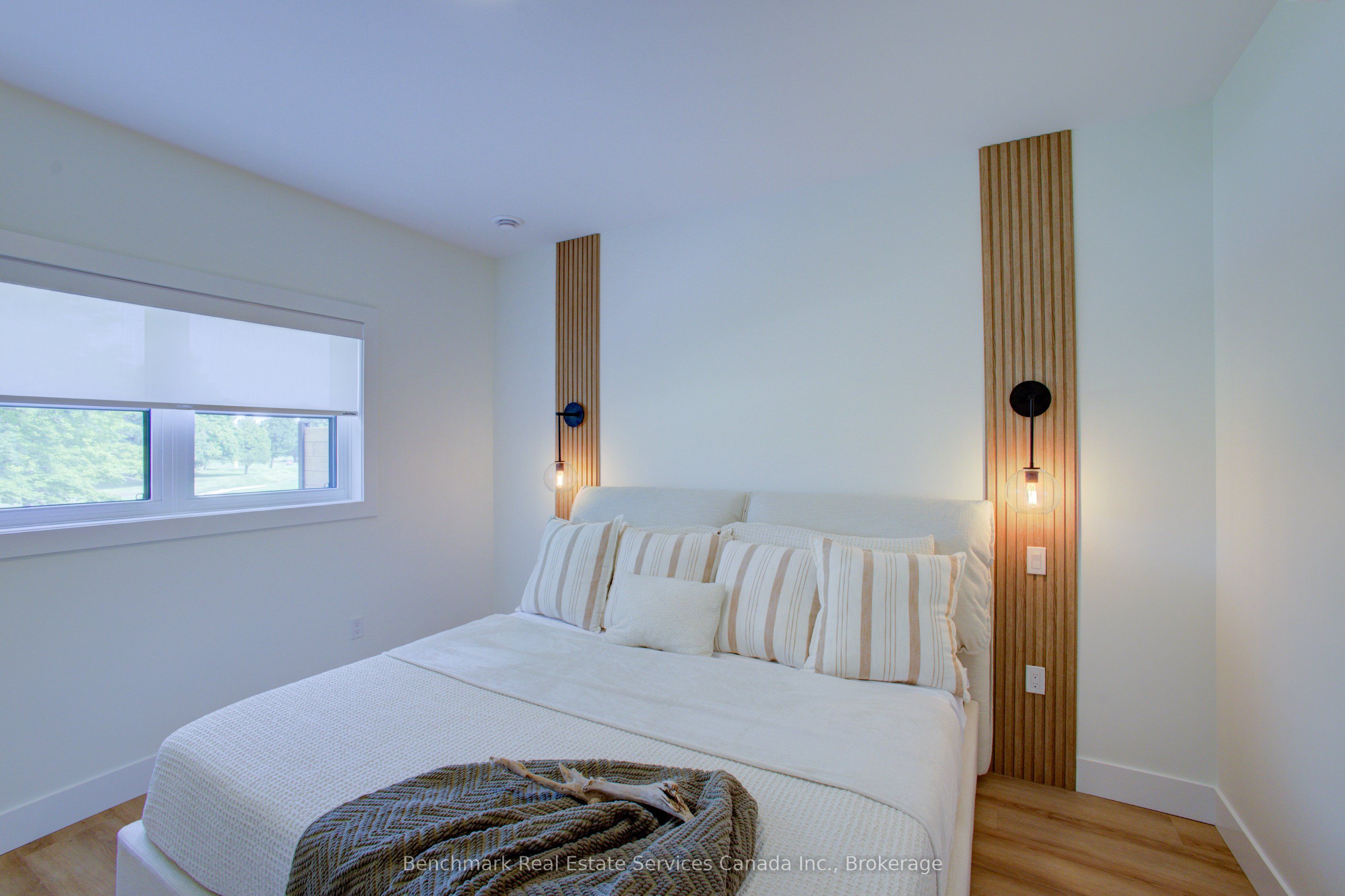 1182 Queen Street 47 Property Photo 15