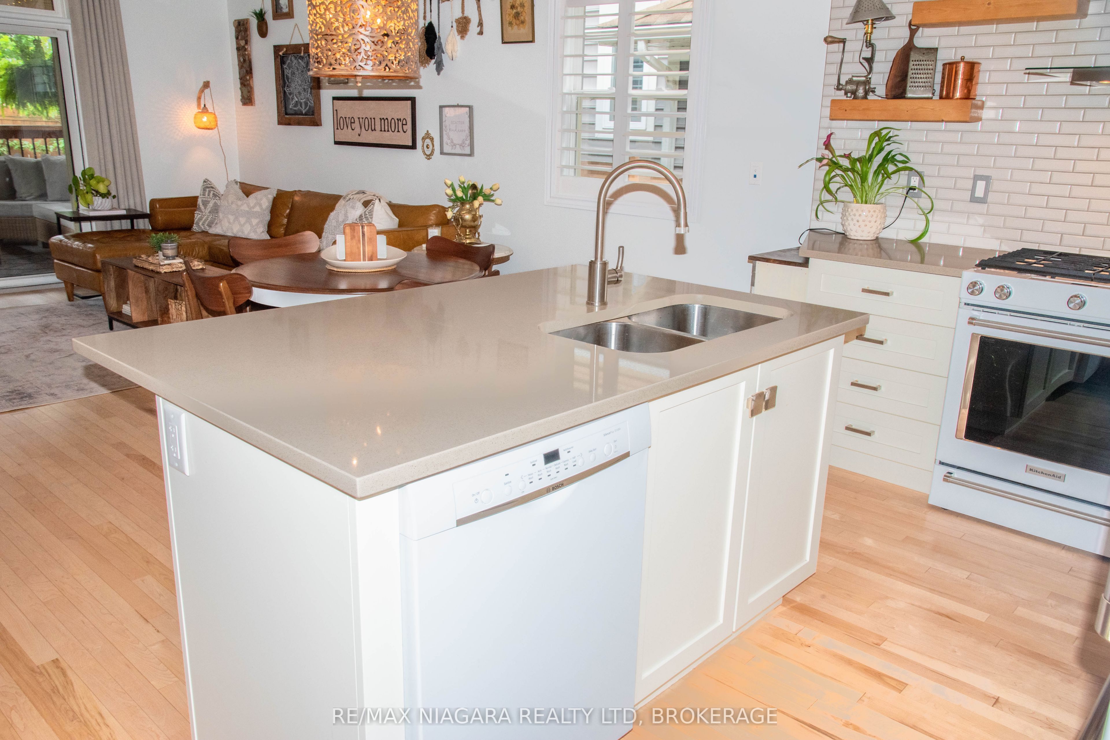 436 Ridgeway Road Property Photo 11