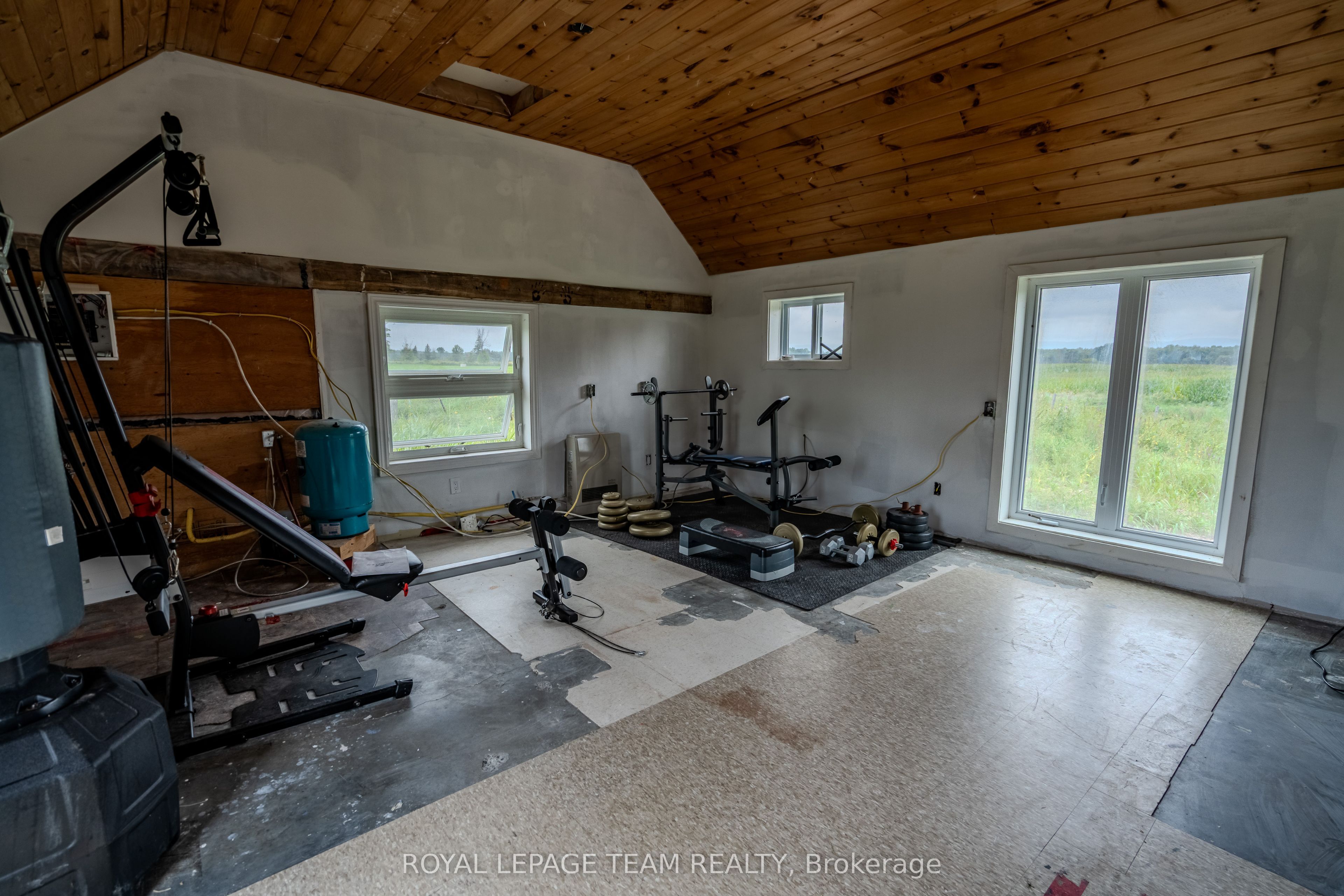 3570 Dunrobin Road Property Photo 36