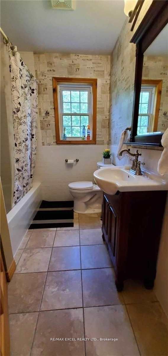 97 Mcgill Drive W Property Photo 11