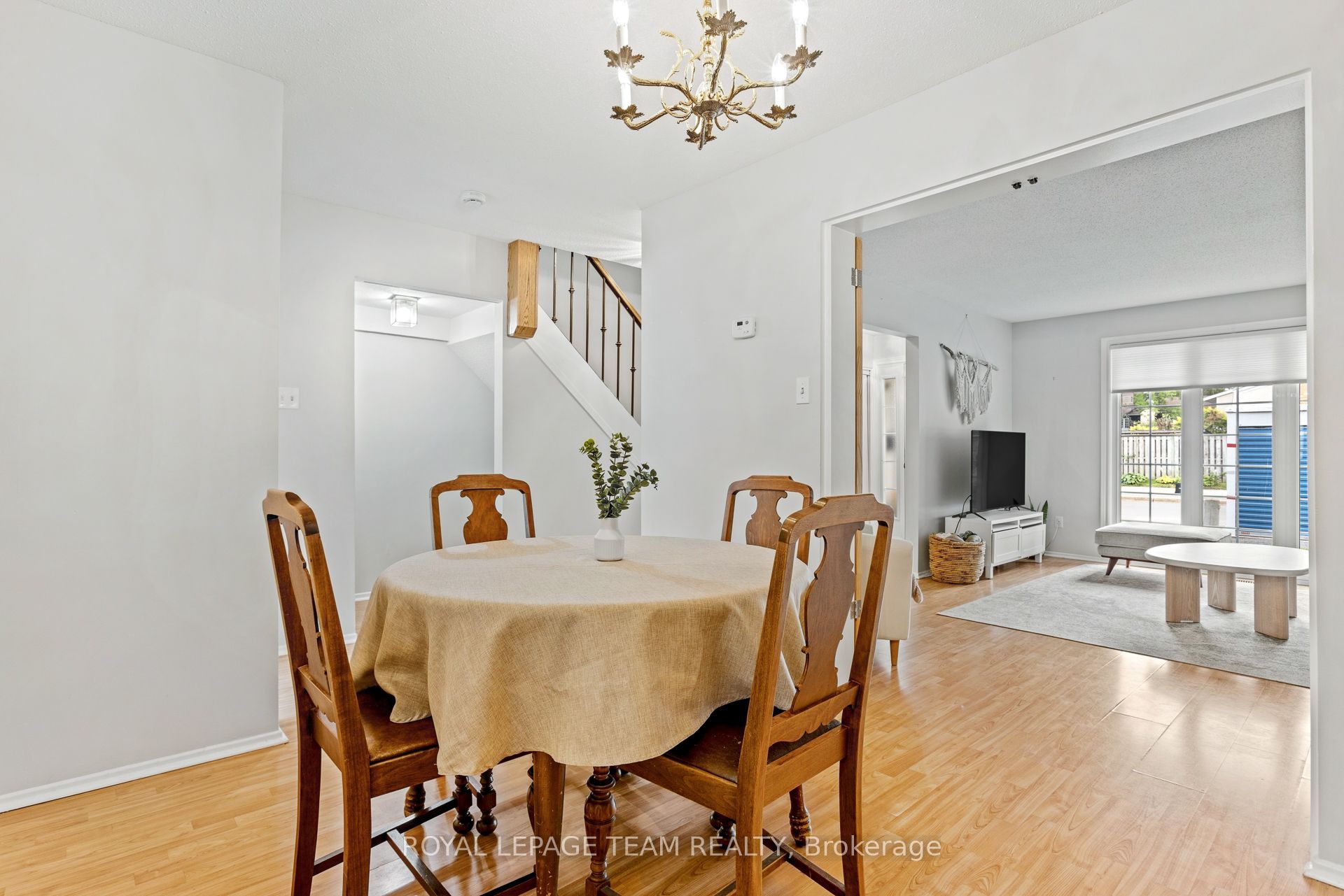 455 Kintyre Private 9 Property Photo 8