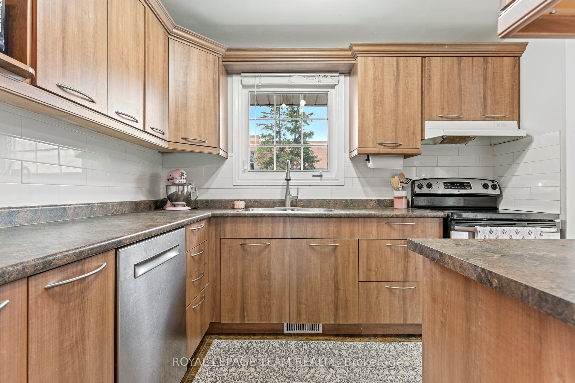 455 Kintyre Private 9 Property Photo 9